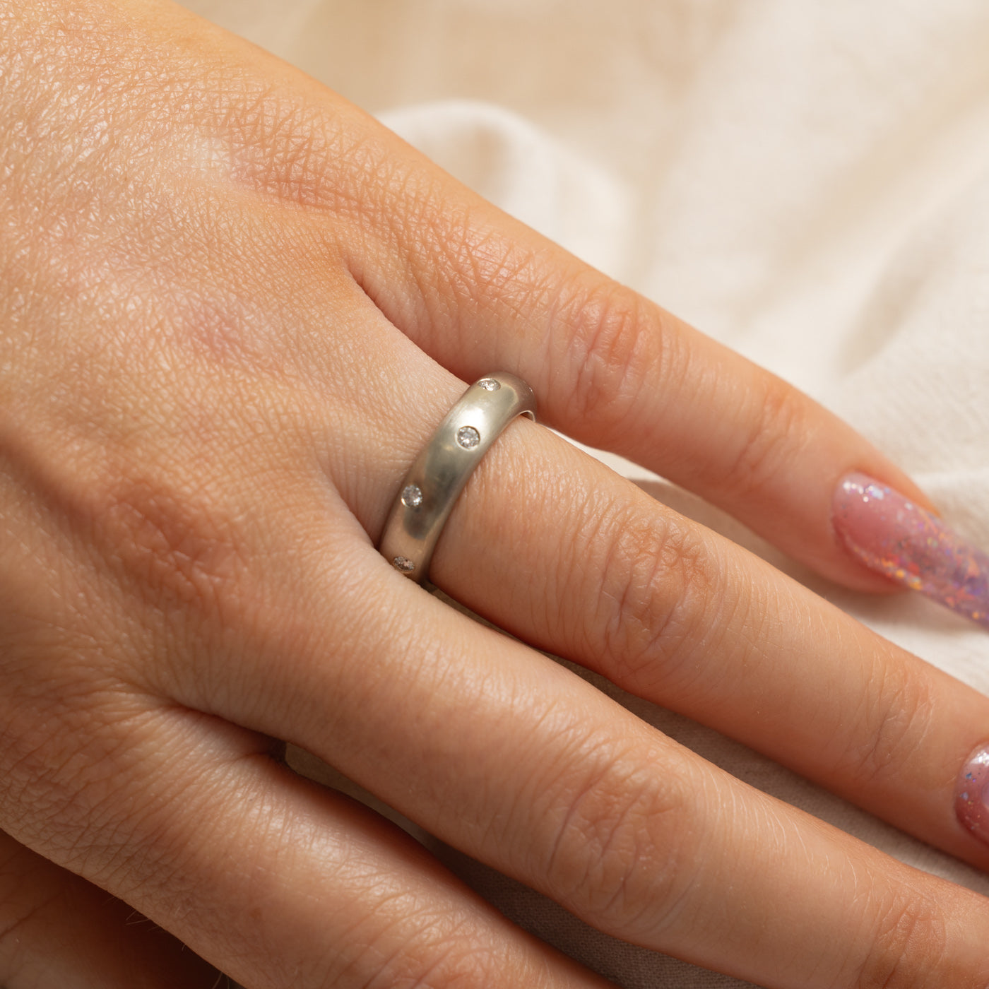 'Stittgen' Flush Set Scattered Diamond Band | 0.25ctw | 5mm | SZ 6.75