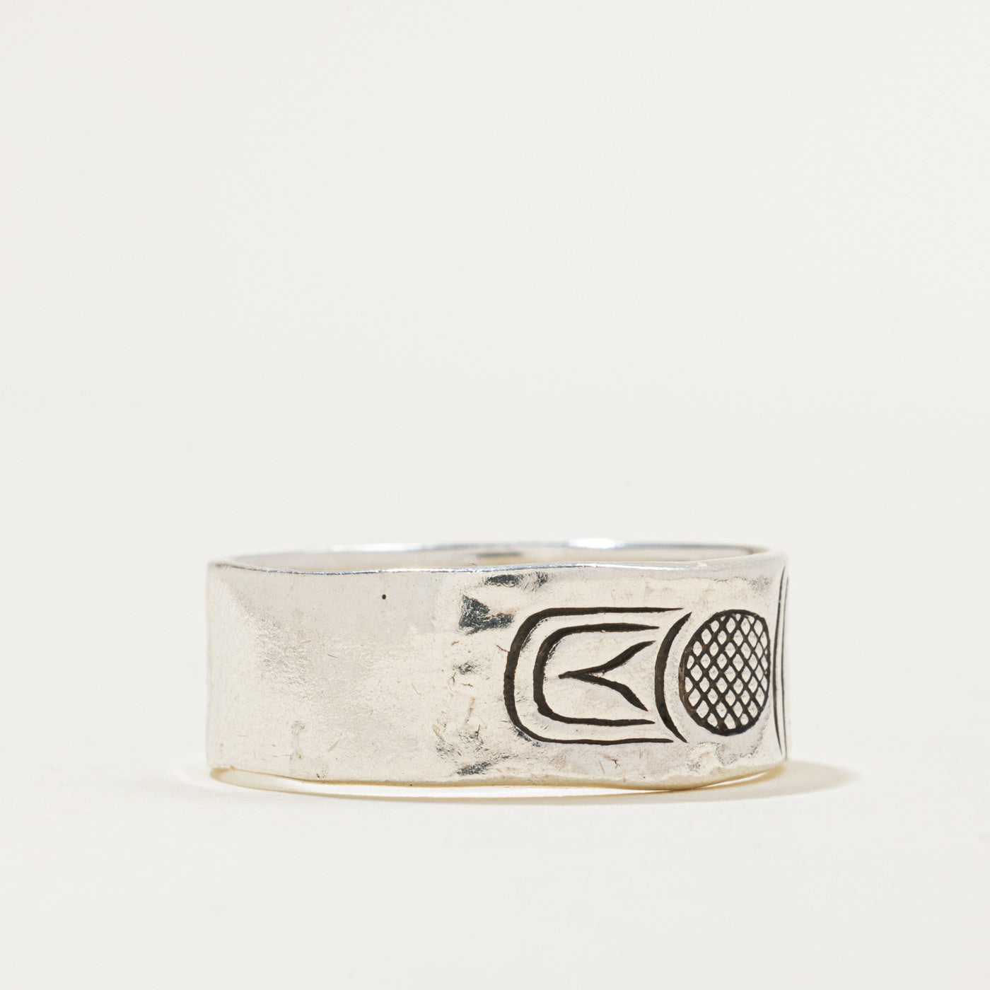 Sterling Silver Indigenous Carved Eagle Ring | 8.75mm | SZ 11.75
