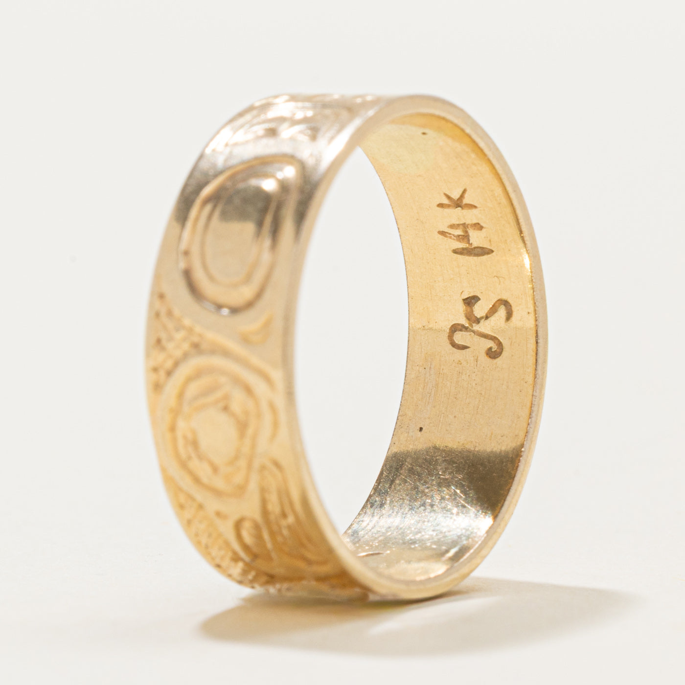 14k Yellow Gold Indigenous Carved Eagle & Raven Split Design Ring | SZ 9.0