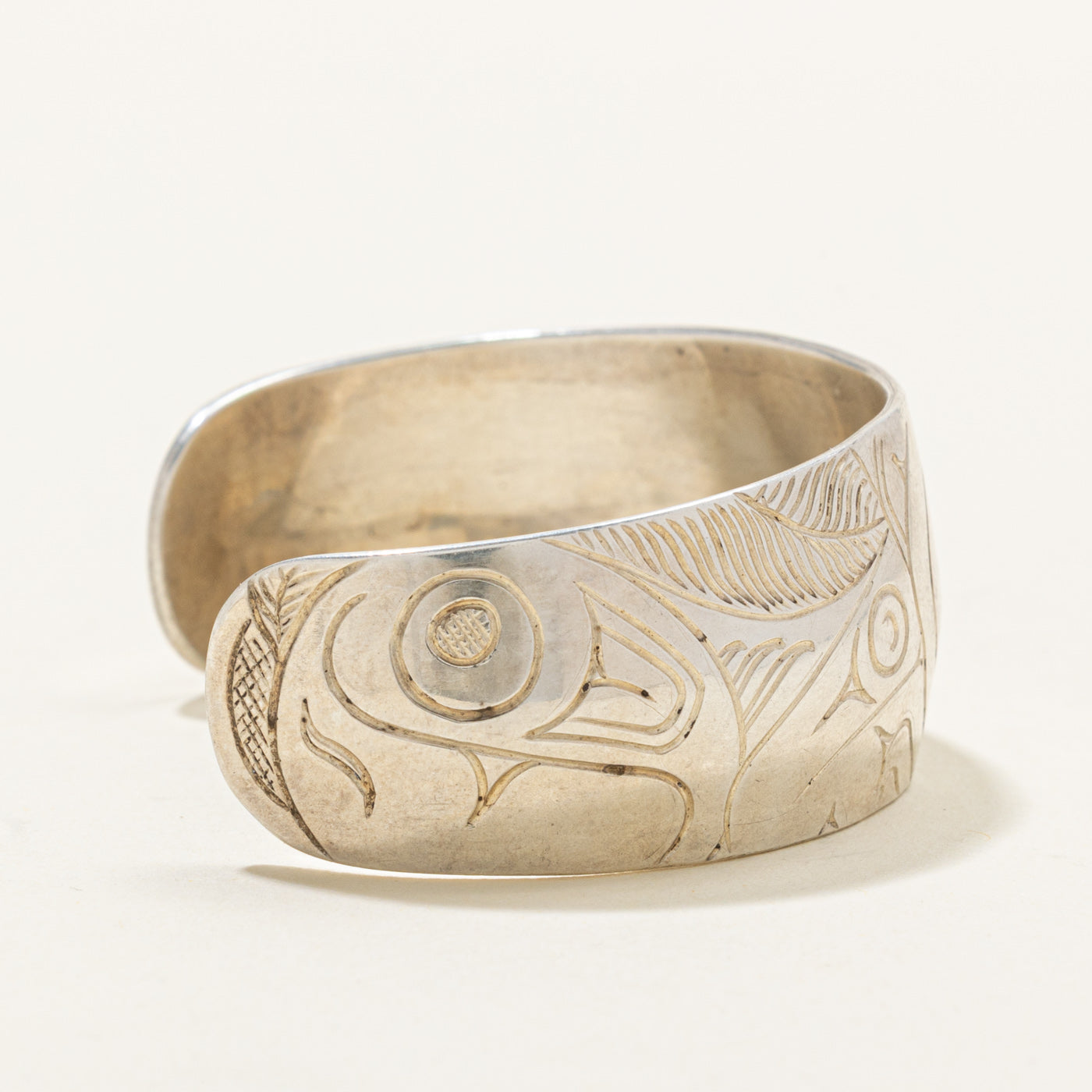 Sterling Silver Indigenous Carved Wolf Cuff | 4.5"