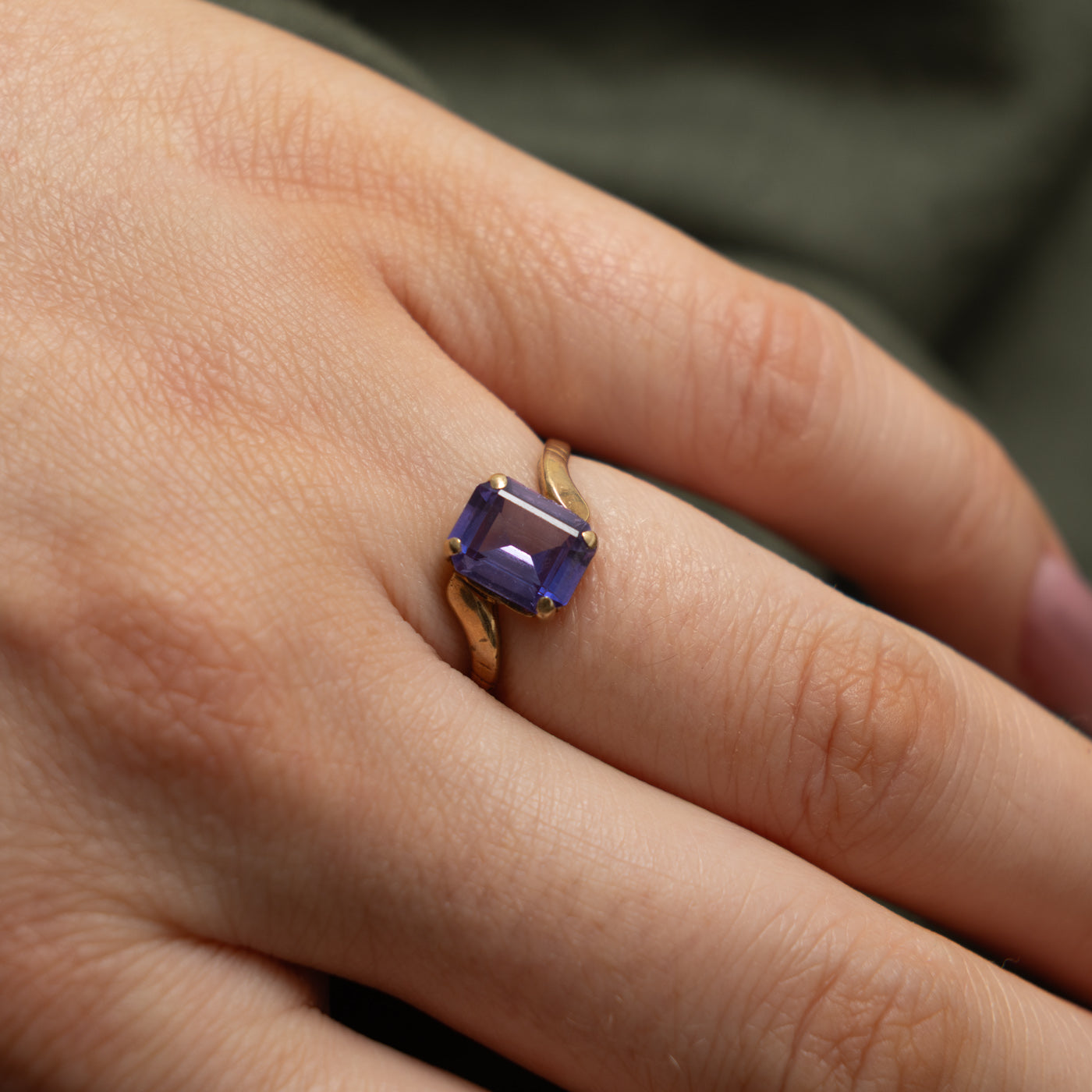 10k Synthetic Sapphire Bypass Ring | 1.60ct | SZ 5