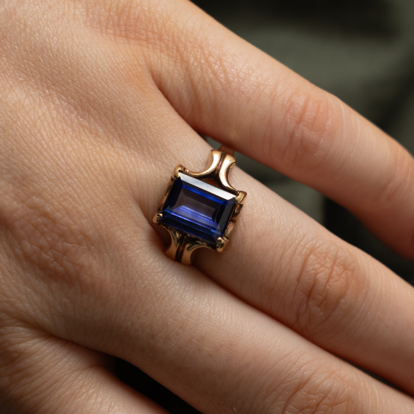 10k Solitaire Synthetic Sapphire Ring | 3.25ct | SZ 7.5