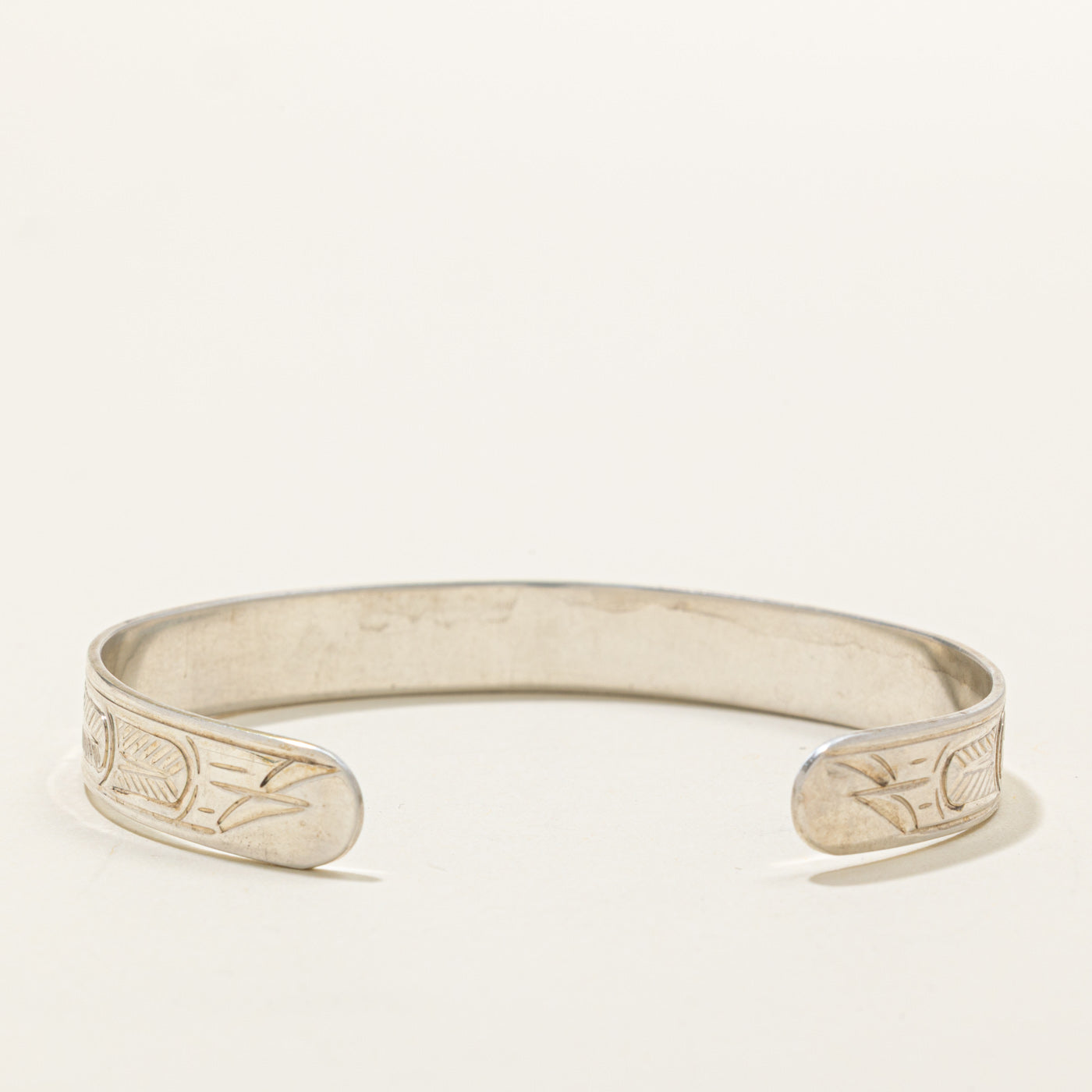 Sterling Silver Indigenous Carved Eagle Split Design Cuff | 6"