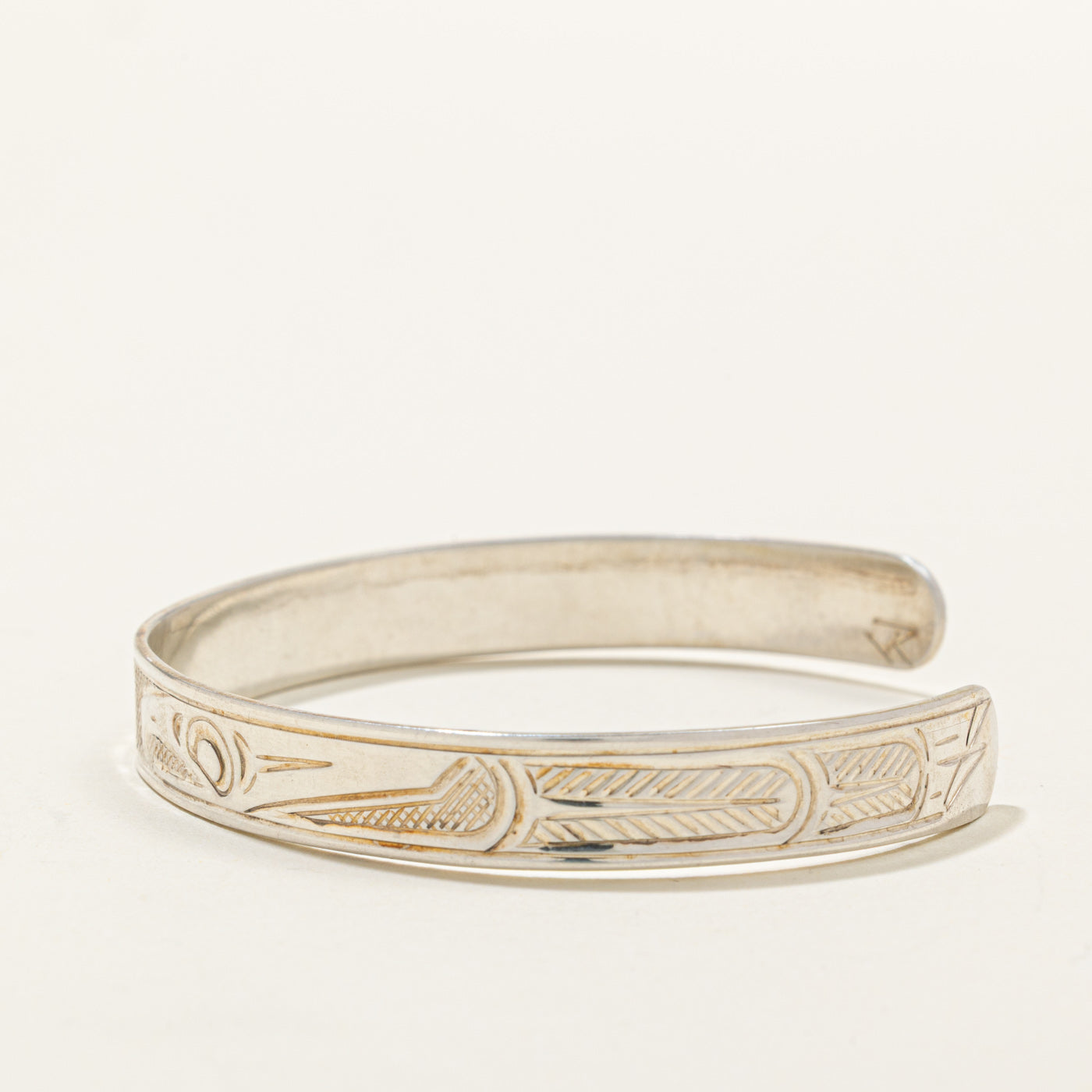 Sterling Silver Indigenous Carved Eagle Split Design Cuff | 6"