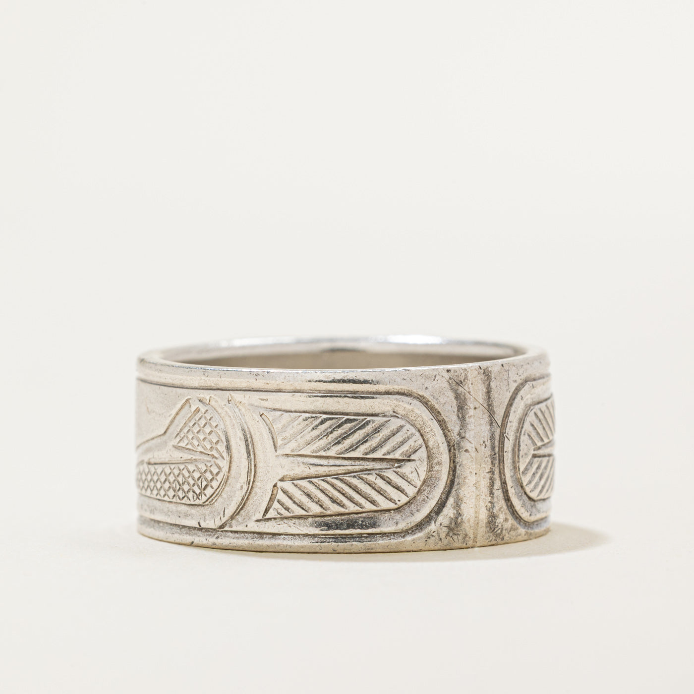 'Justin Rivard' Sterling Silver Indigenous Carved Eagle Ring | 9.9mm | SZ 10