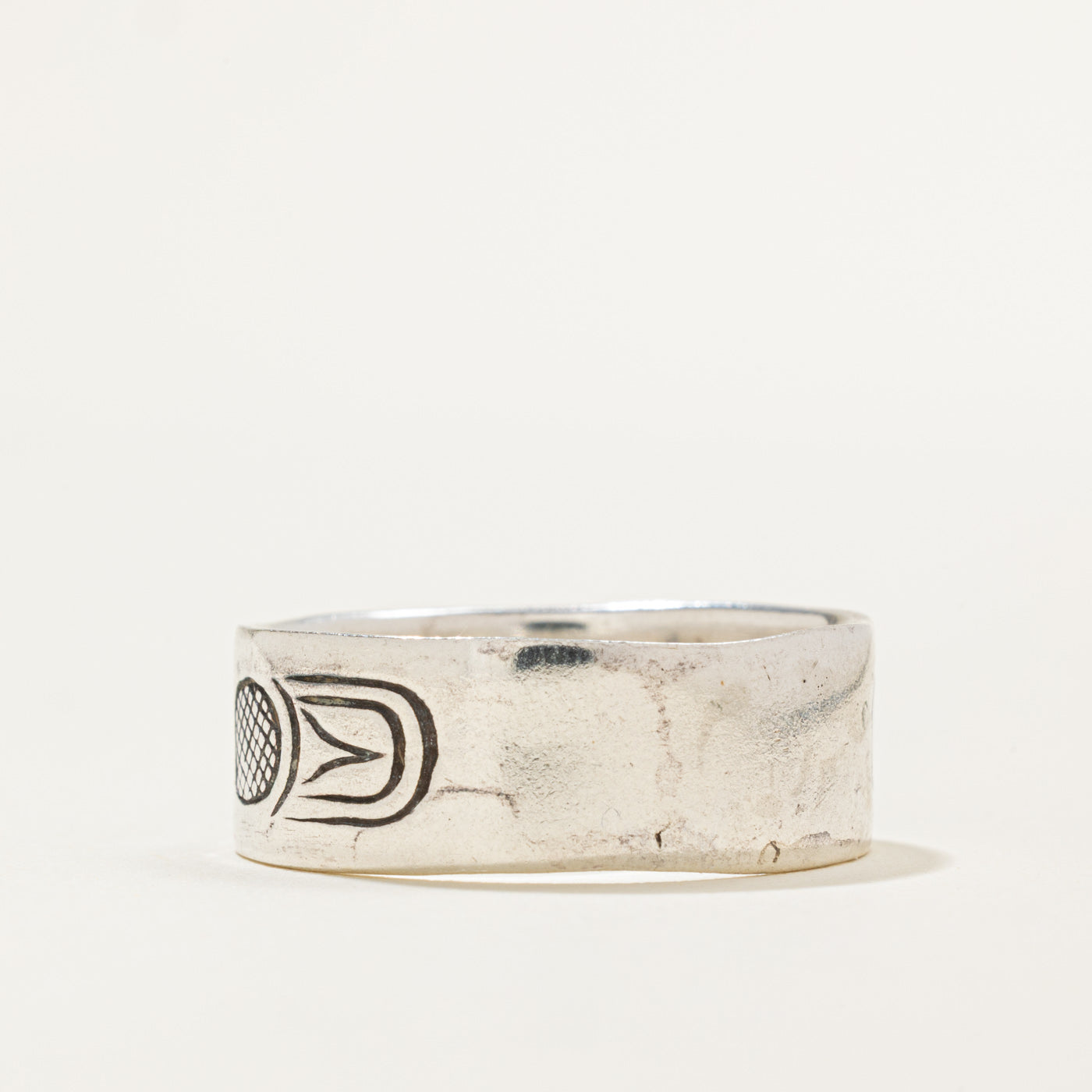 Sterling Silver Indigenous Carved Eagle Ring | 9mm | SZ 13