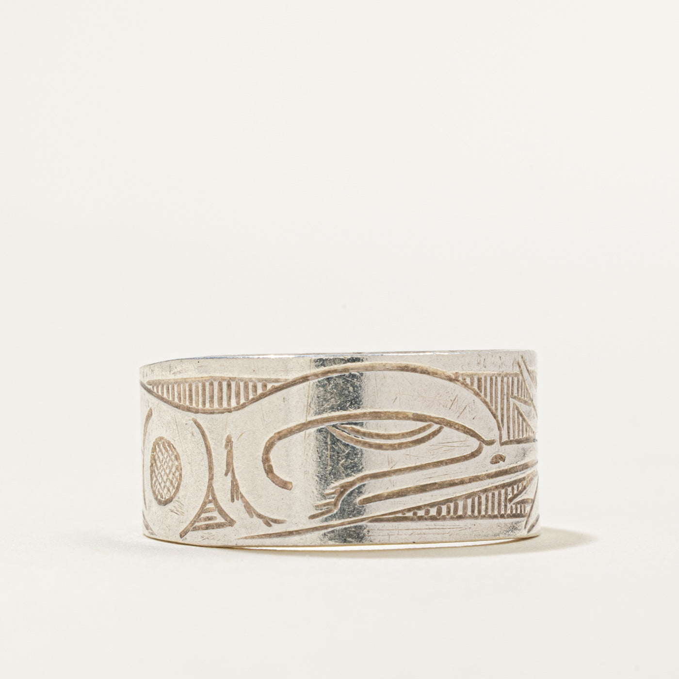 Sterling Silver Indigenous Carved Hummingbird Ring | SZ 9.0