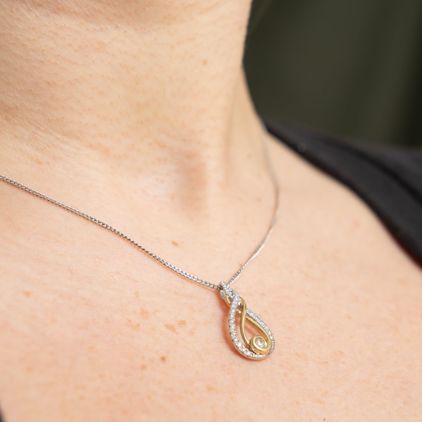 10k Diamond Teardrop Pendant | 0.19ctw