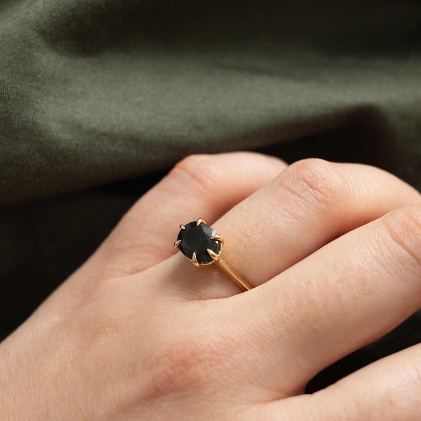 '100 Ways' 10k Yellow Gold East West Claw Prong Sapphire Ring | 2.15ct | SZ 7