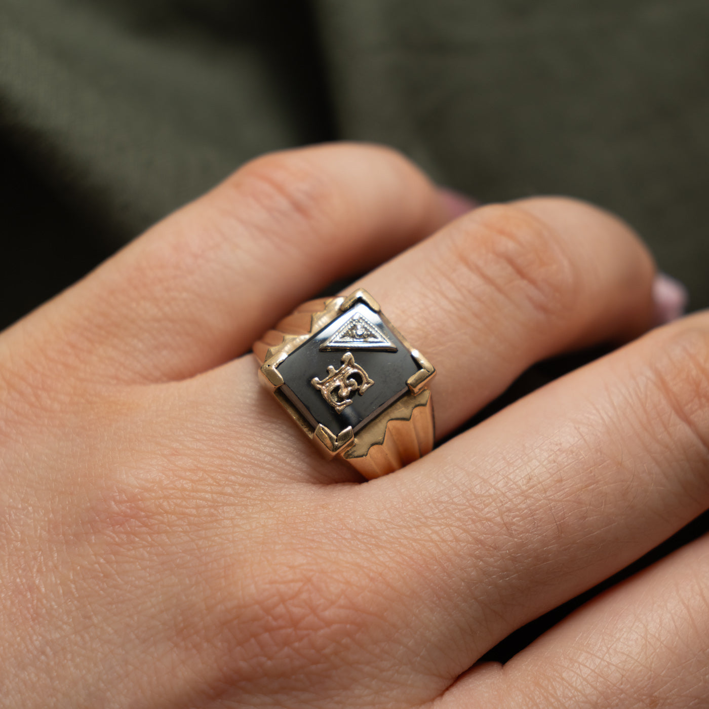 10k Hematite & Diamond "E" Initial Signet Ring | 4.00ct, 0.004ctw | SZ 8.75