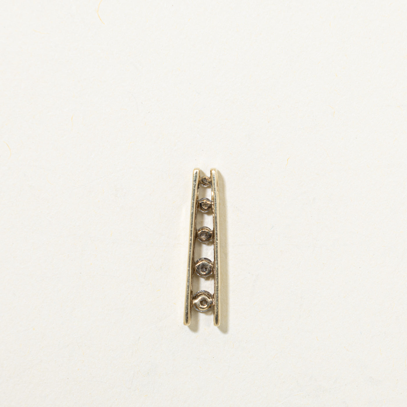 10k Diamond Column Pendant | 0.17ctw