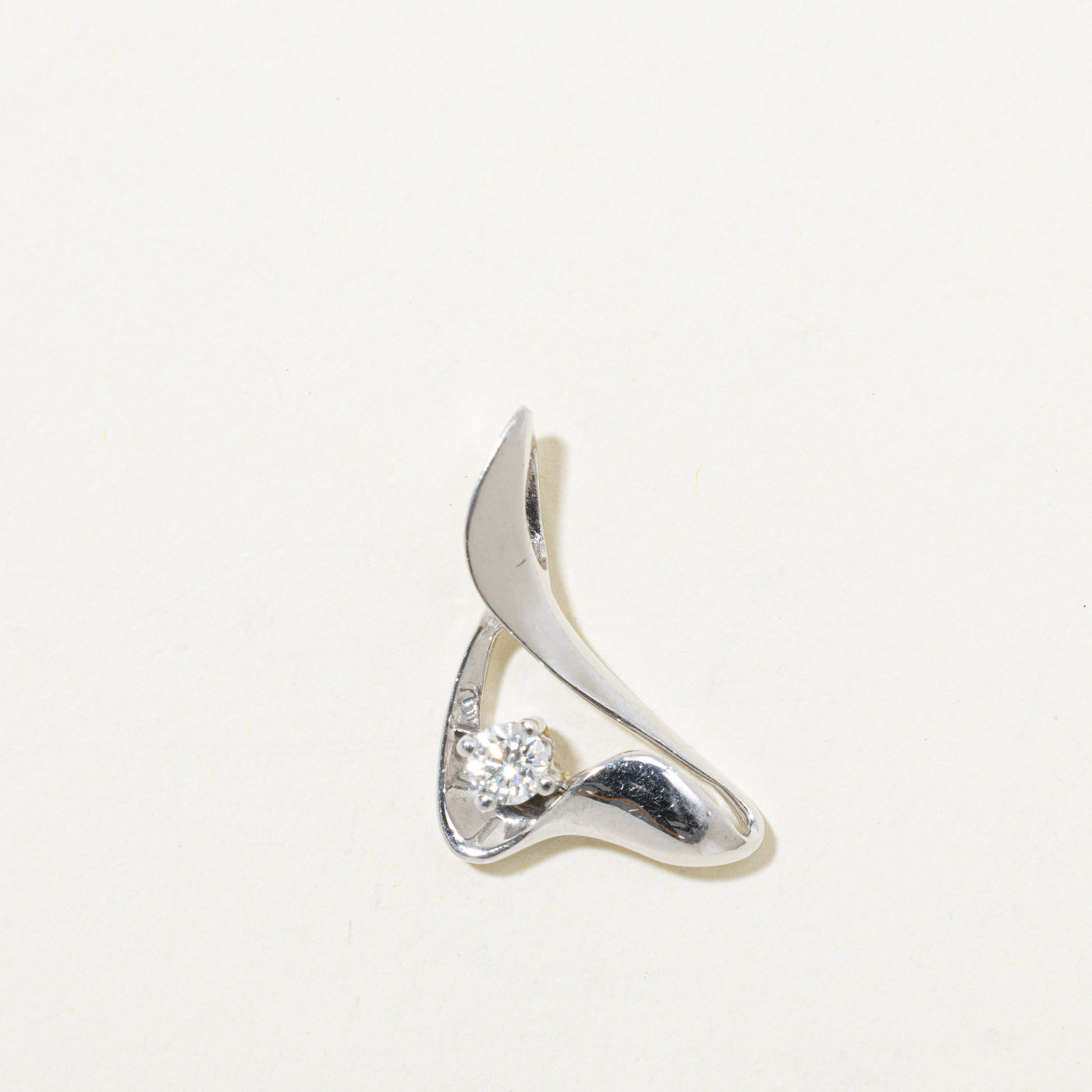 10k Round Brilliant Diamond Abstract Pendant | 0.22ct