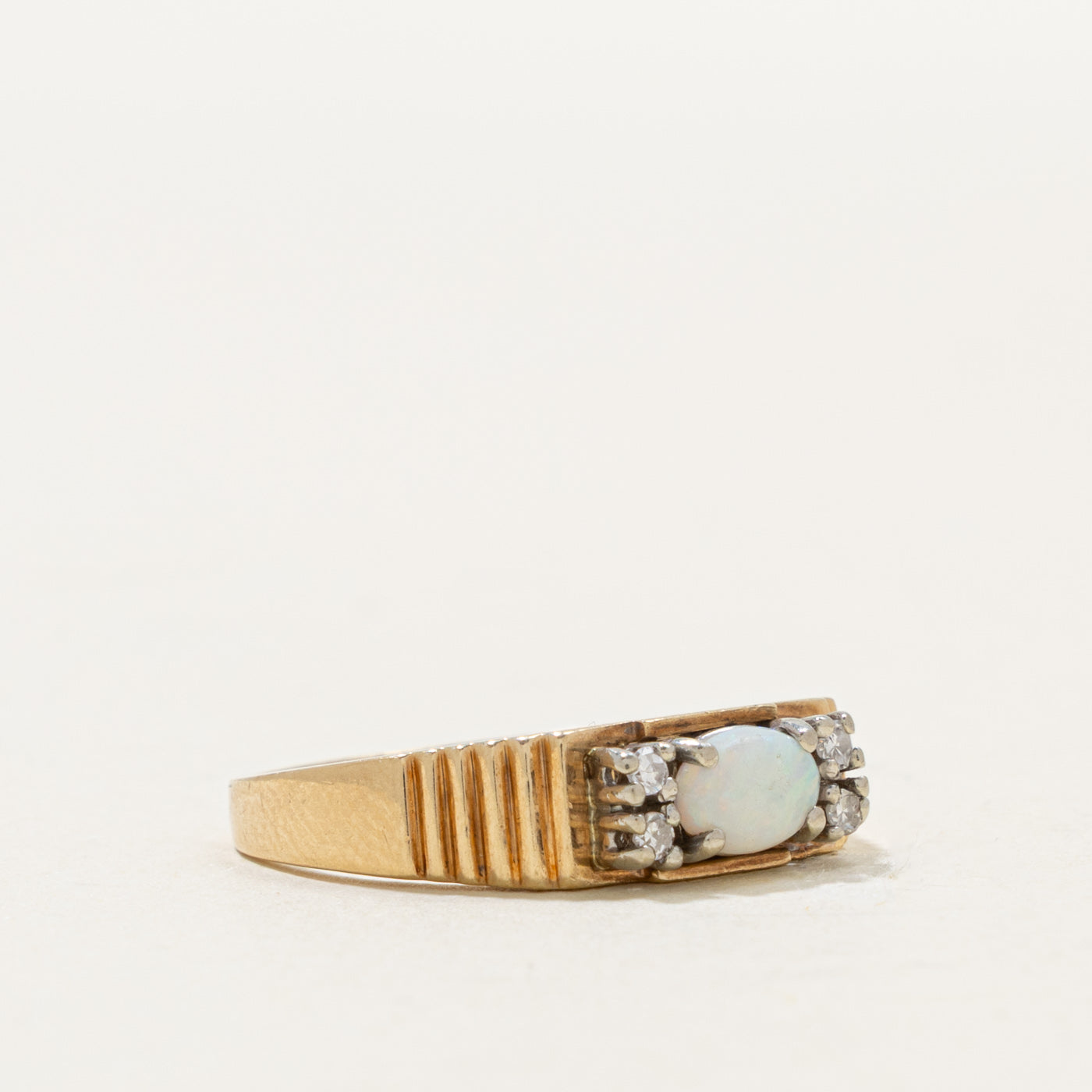 10k Opal & Diamond Grooved Ring | 0.25ct, 0.05ctw | SZ 8.25