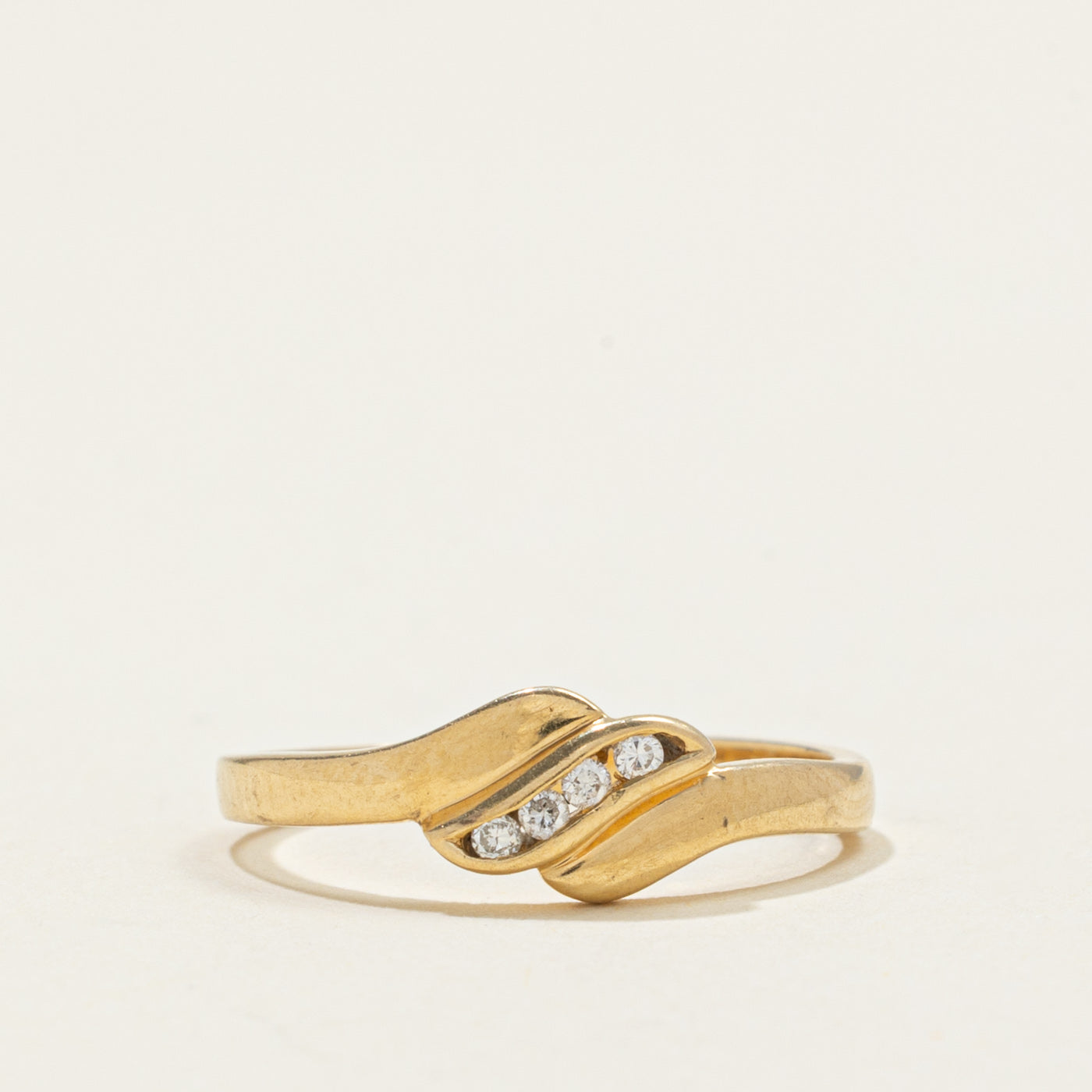 18k Diagonal Diamond Row Bypass Ring | SZ 5.75