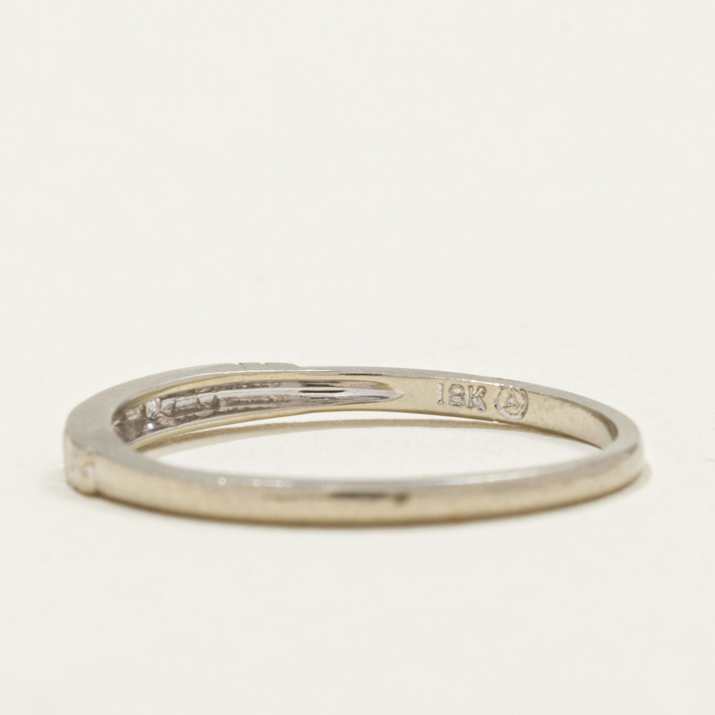 18k Diamond Textured Thin Band | SZ 6