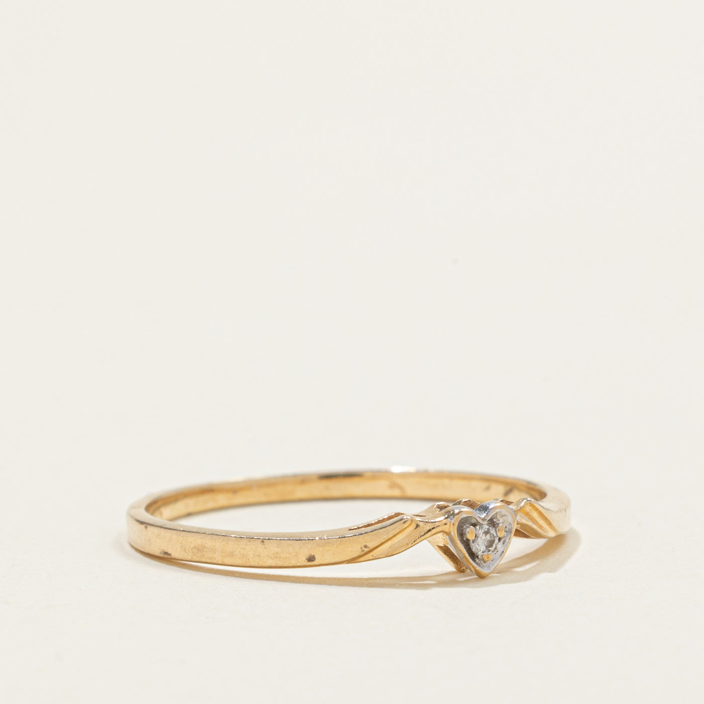 14k Diamond Petite Heart Ring | SZ 9.75