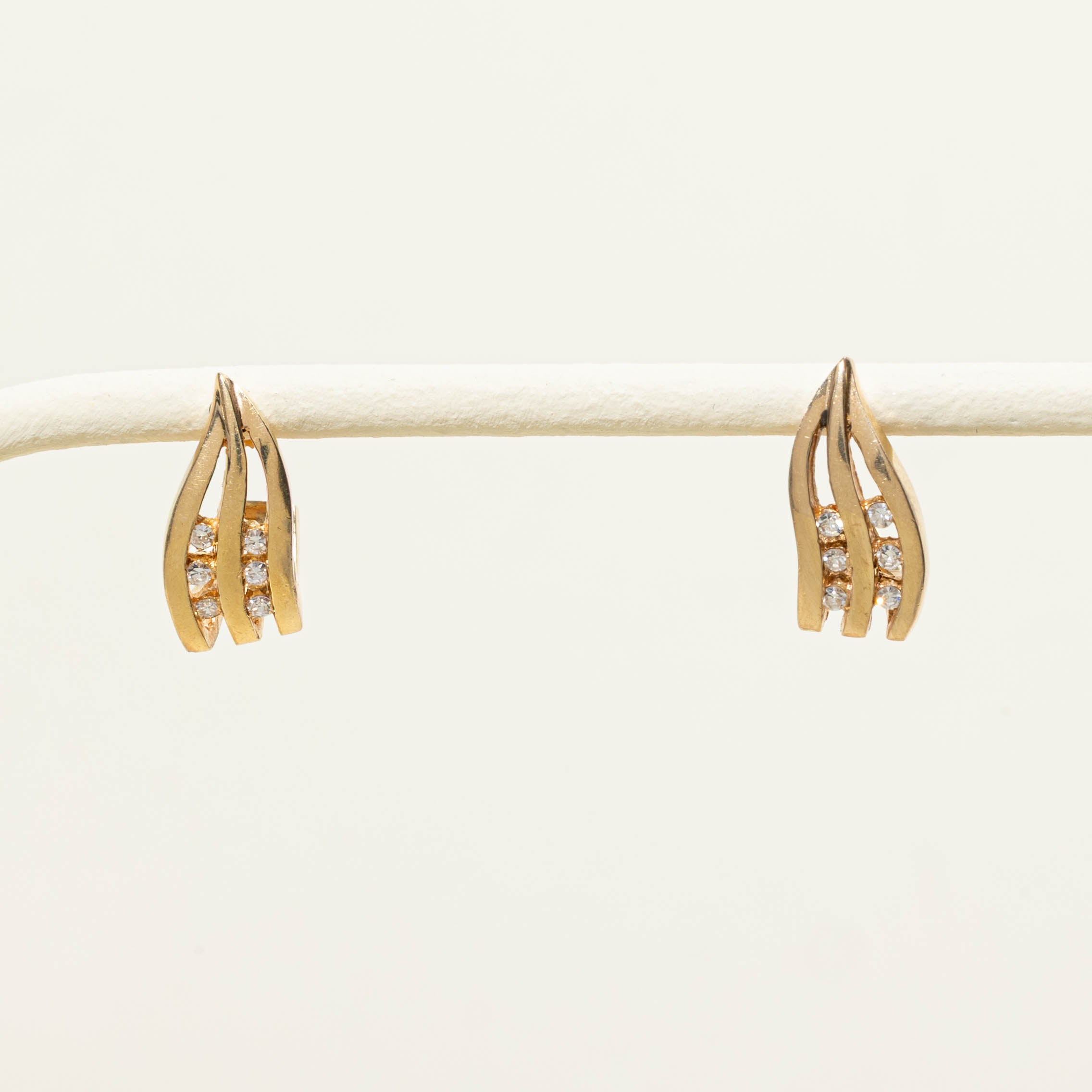 14k Diamond Wavy Stud Earrings