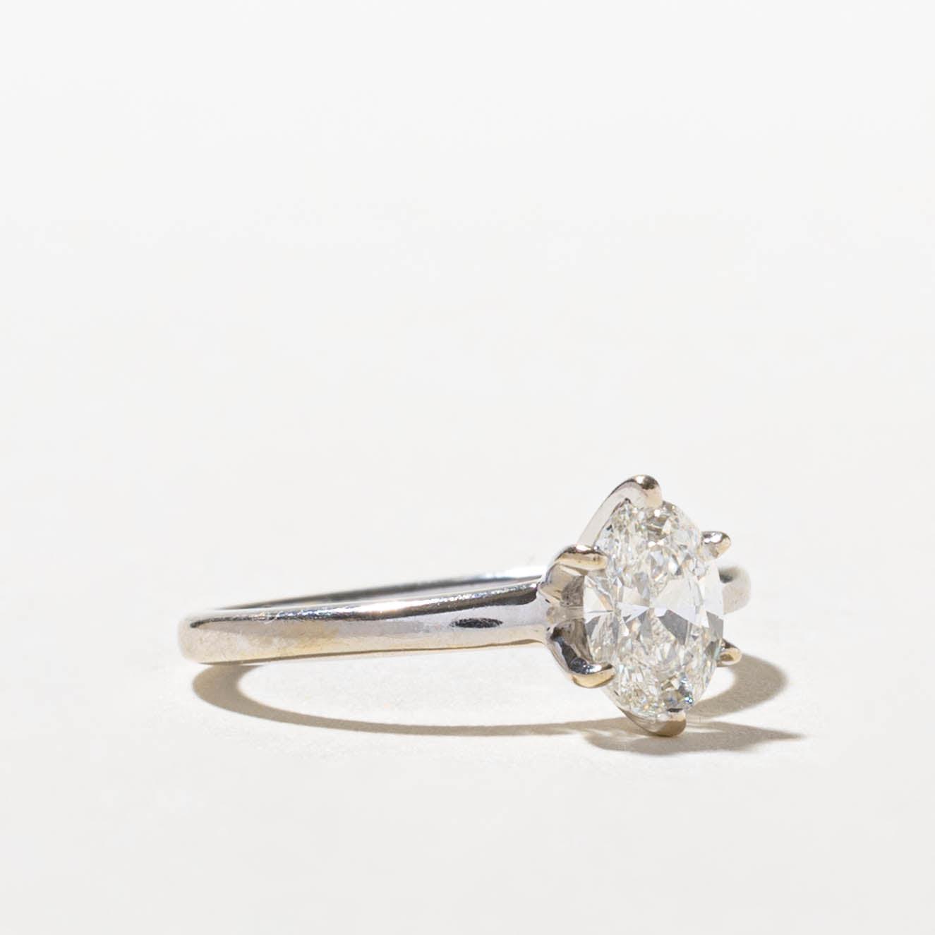 18k GIA Oval Cut Six Prong Diamond Ring | GIA 0.60ct SI1 H | SZ 4.5
