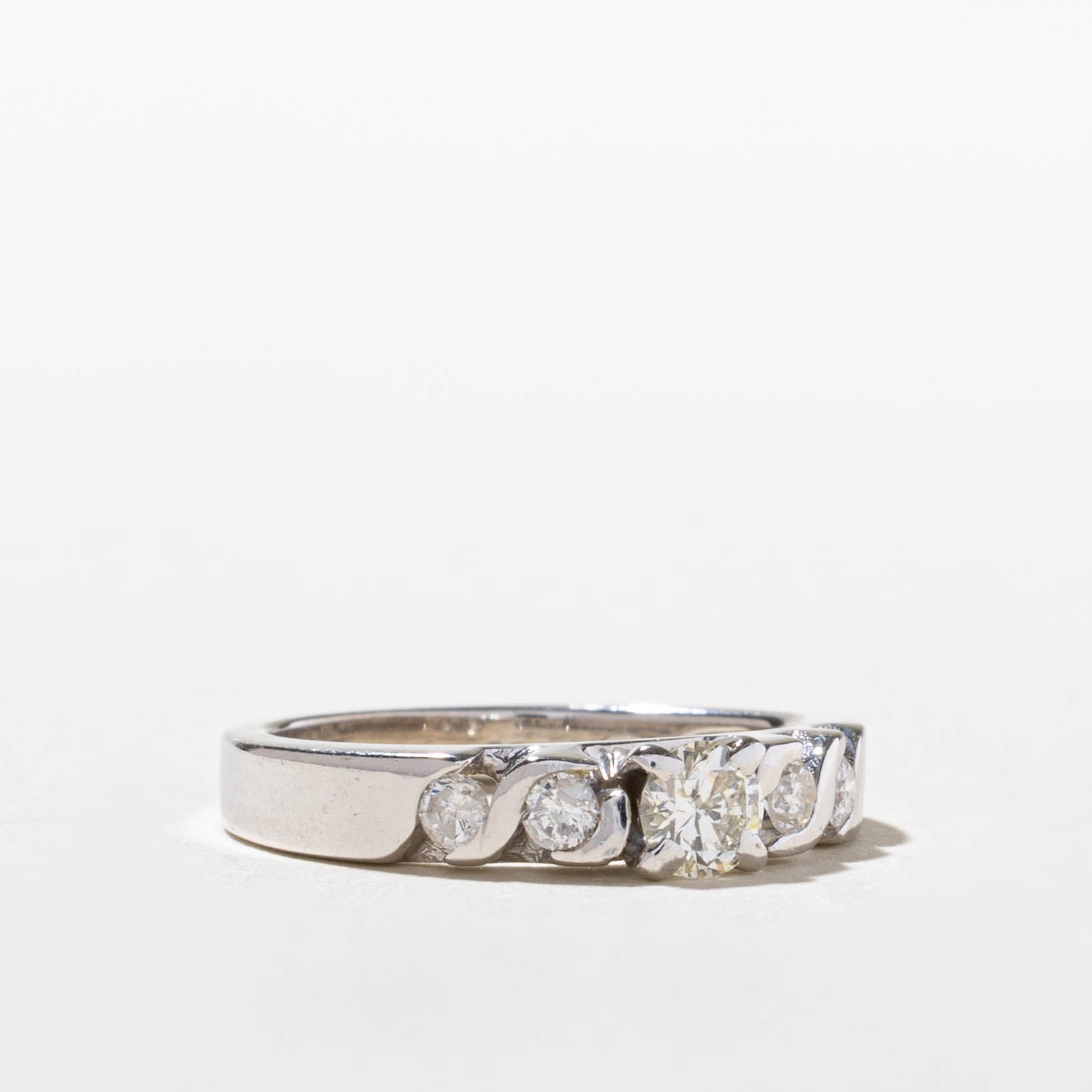 14k Diamond Semi Bezel Accented Ring | 0.50ctw | SZ 6