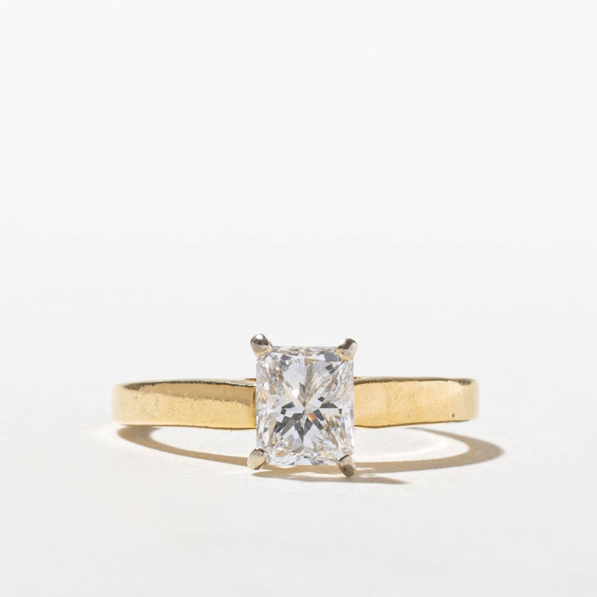 18k Solitaire Radiant Cut Diamond Ring | 0.71ct VS1/VS2 F/G | SZ 5.25