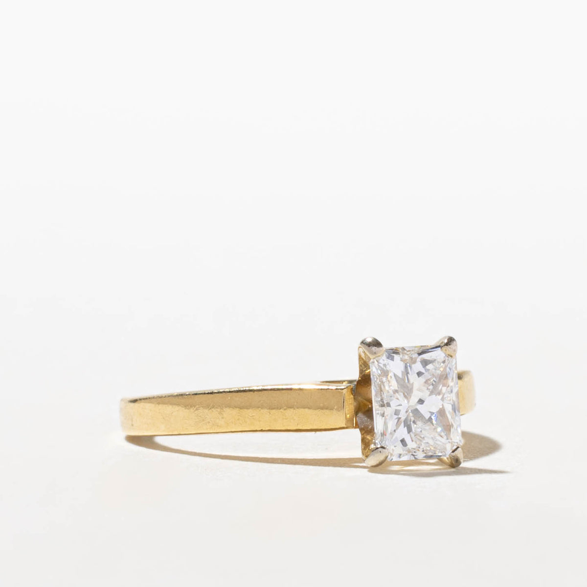 18k Solitaire Radiant Cut Diamond Ring | 0.71ct VS1/VS2 F/G | SZ 5.25
