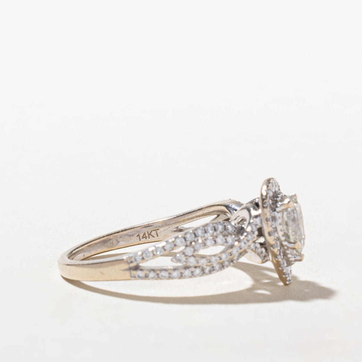 14k Pear Cut Diamond Halo Ring | 0.50ct SI1 H/I, 0.53ctw | SZ 6.75