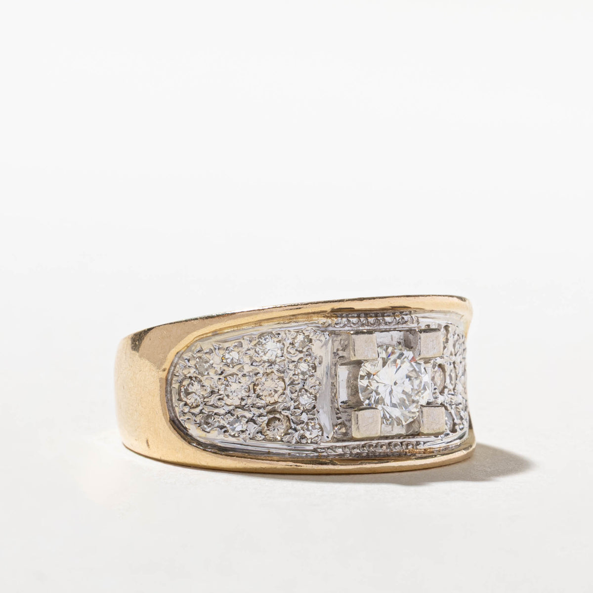 14k Illusion Set Diamond Pave Accented Ring | 0.63ct SI1 G, 0.50ctw | SZ 11.25