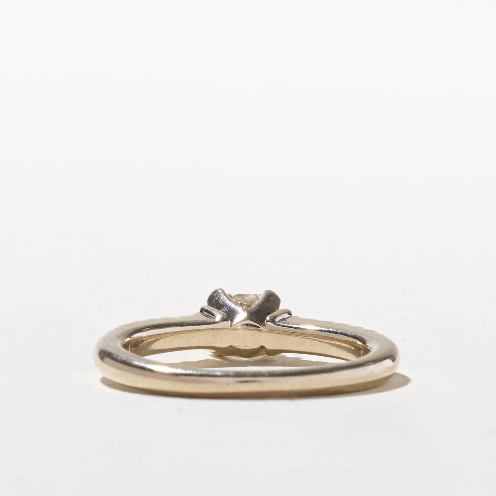 18k Canadian Princess Cut Diamond Ring | 0.36ct VVS2 F, 0.24ctw | SZ 6