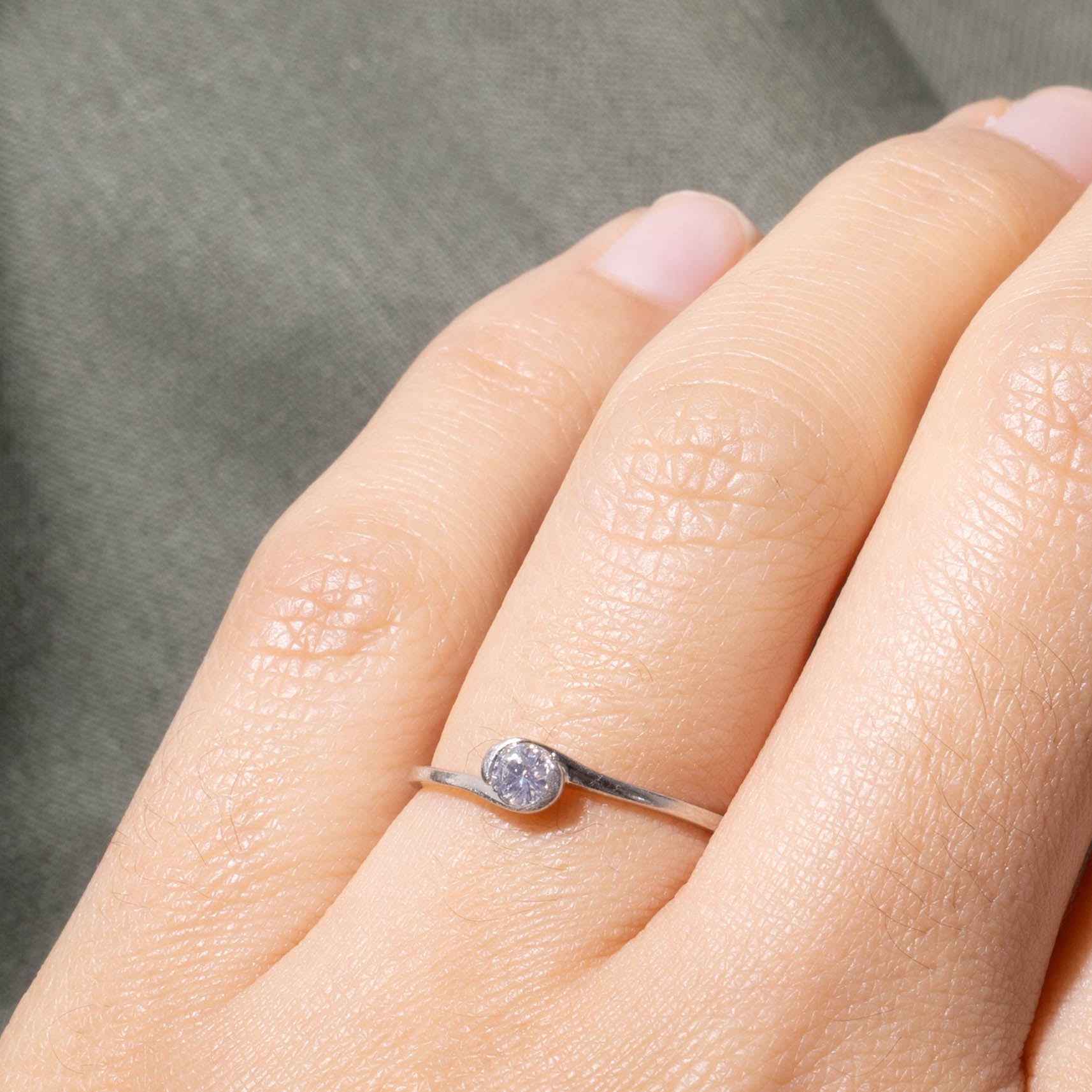 Semi Bezel Set Diamond Ring | 0.12ct | SZ 6.25
