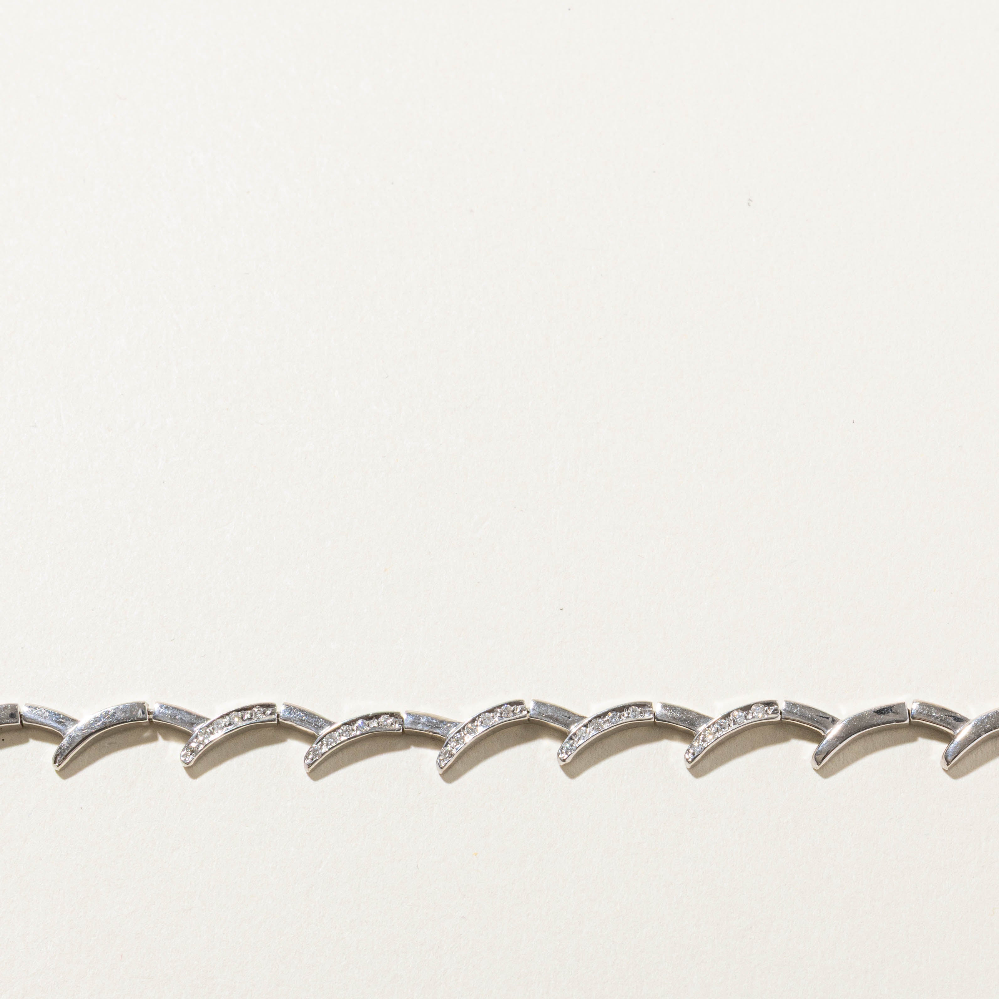 18k Diamond Accented Spoked Bracelet | 0.12ctw | 8"