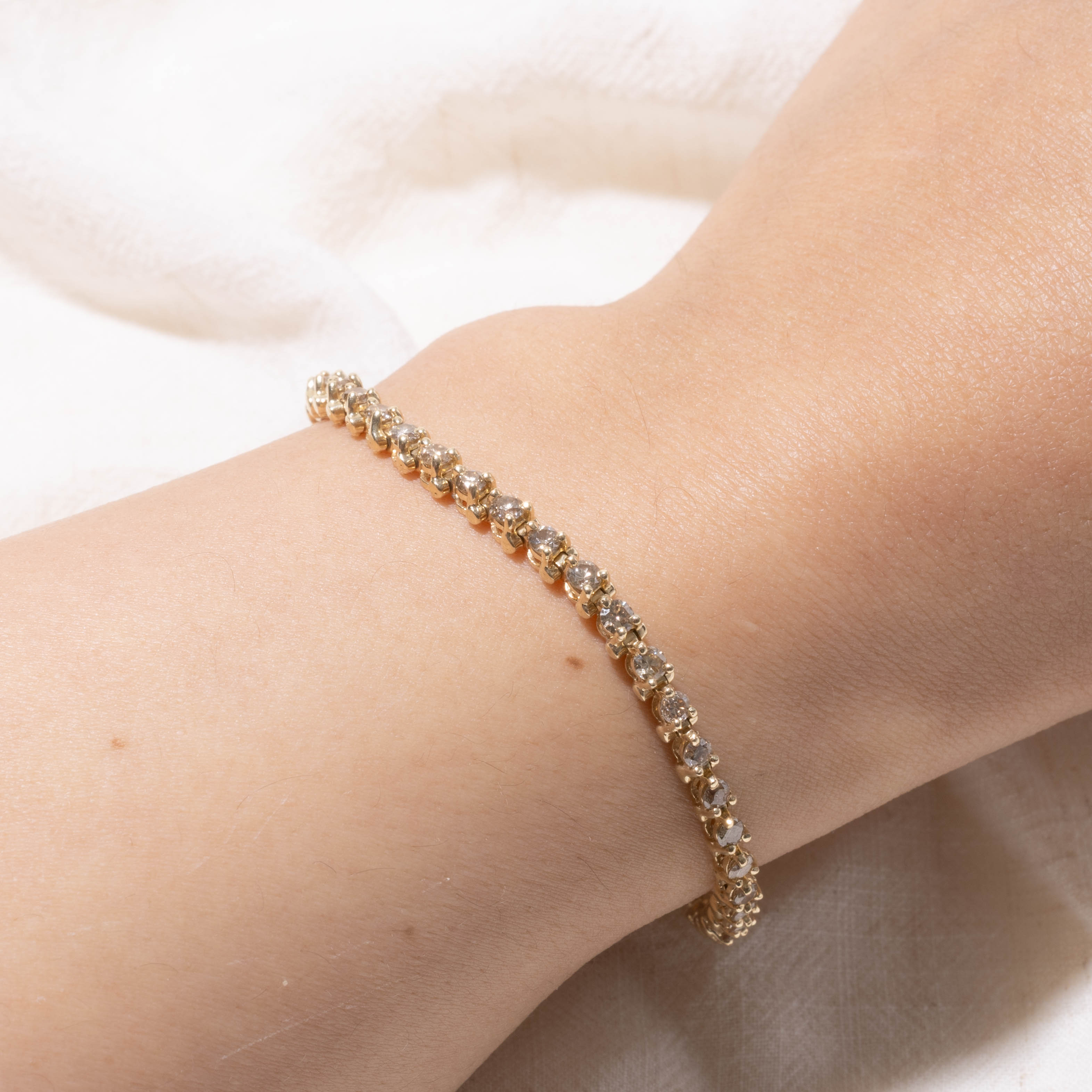 14k Diamond Tennis Bracelet | 2.10ctw | 7"