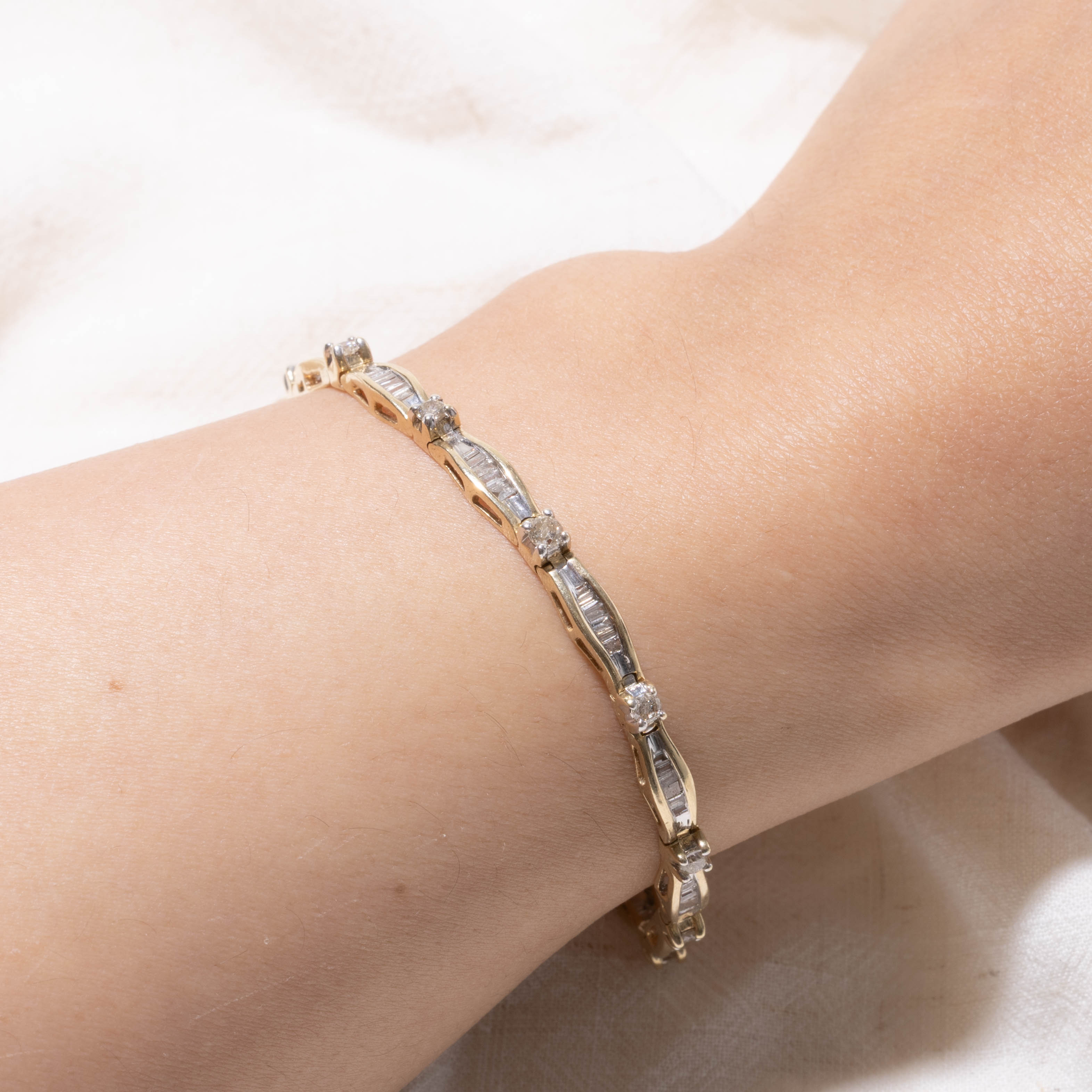 14k Diamond Marquise Tennis Bracelet | 0.84ctw | 7.5"
