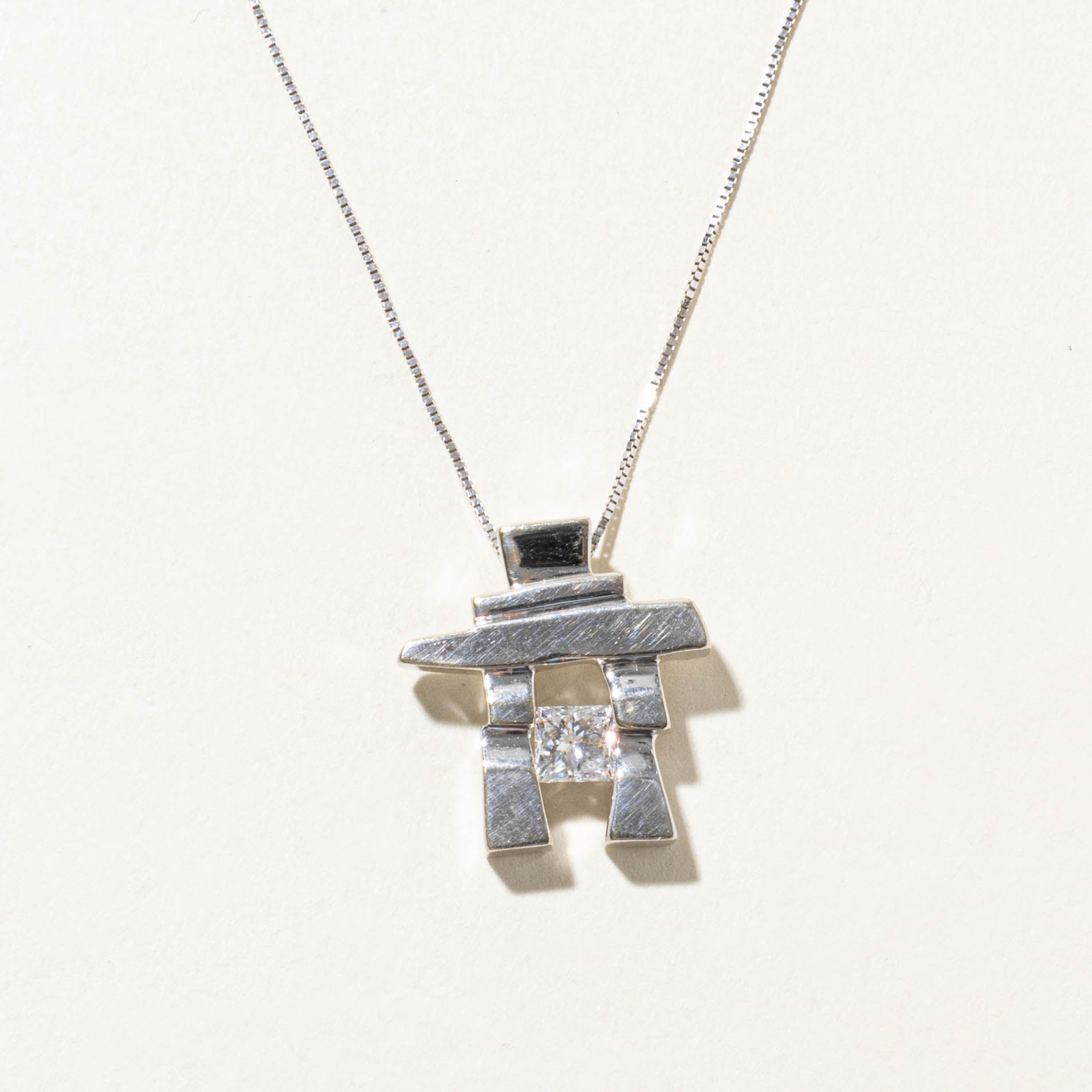 14k Canadian Diamond Inukshuk Pendant Necklace | 0.54ct SI2 E | 18"