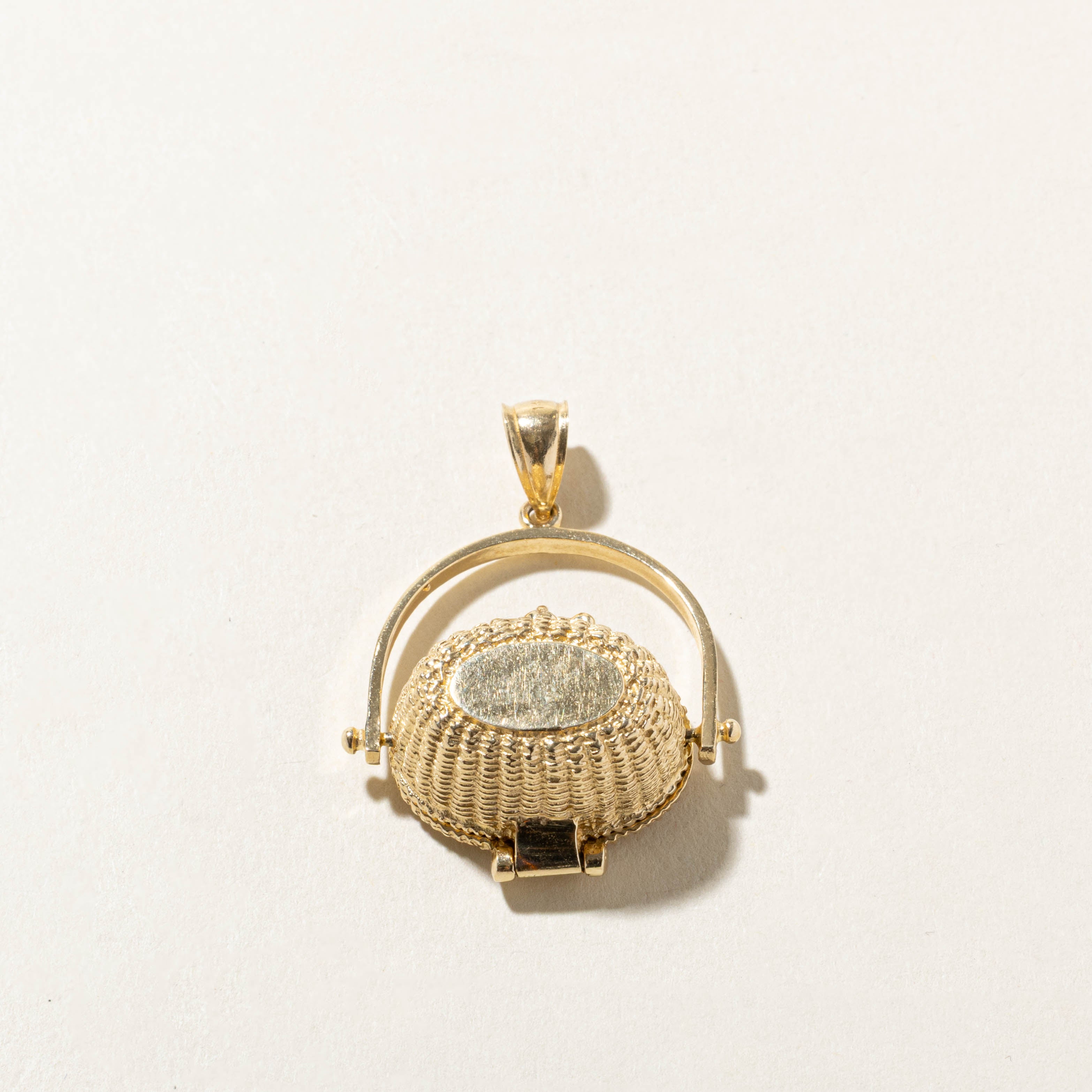 14k Nantucket Basket Locket Pendant