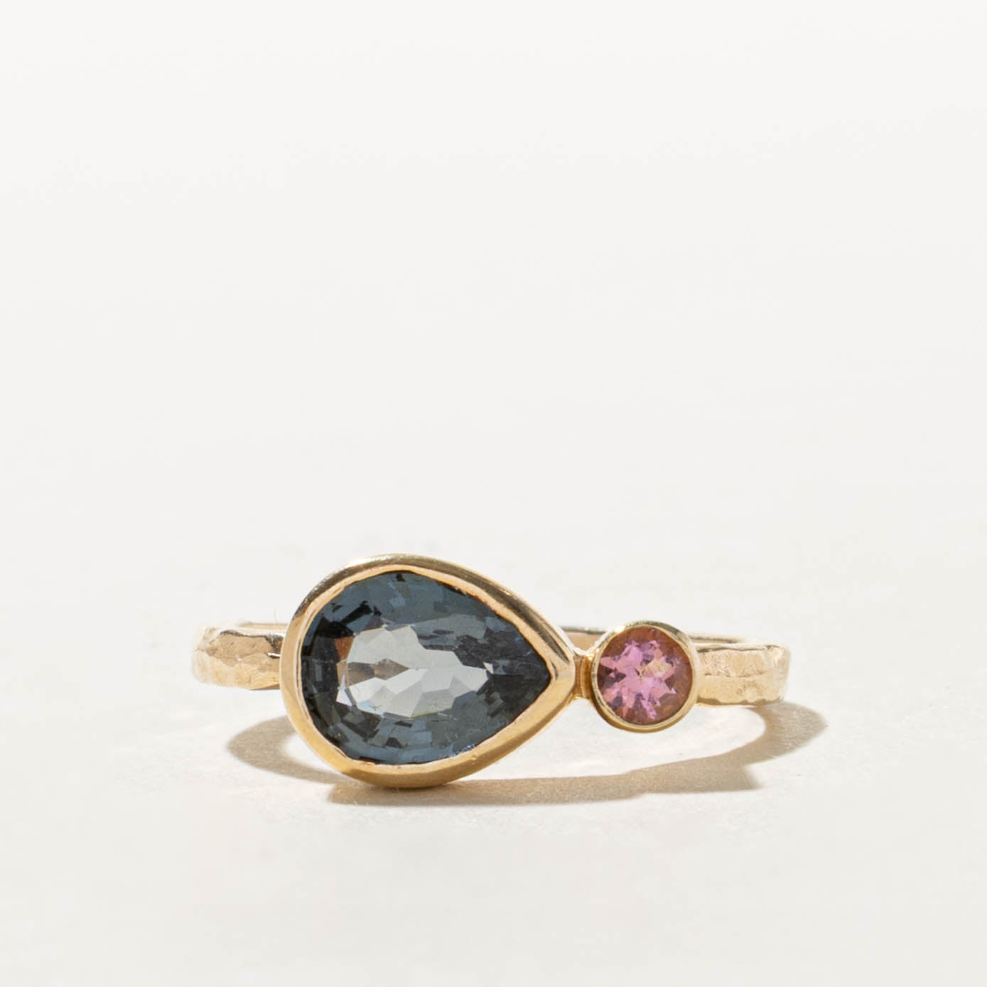 14k Bezel Set Blue Grey & Pink Spinel Ring | 1.13ctw | SZ 6.25