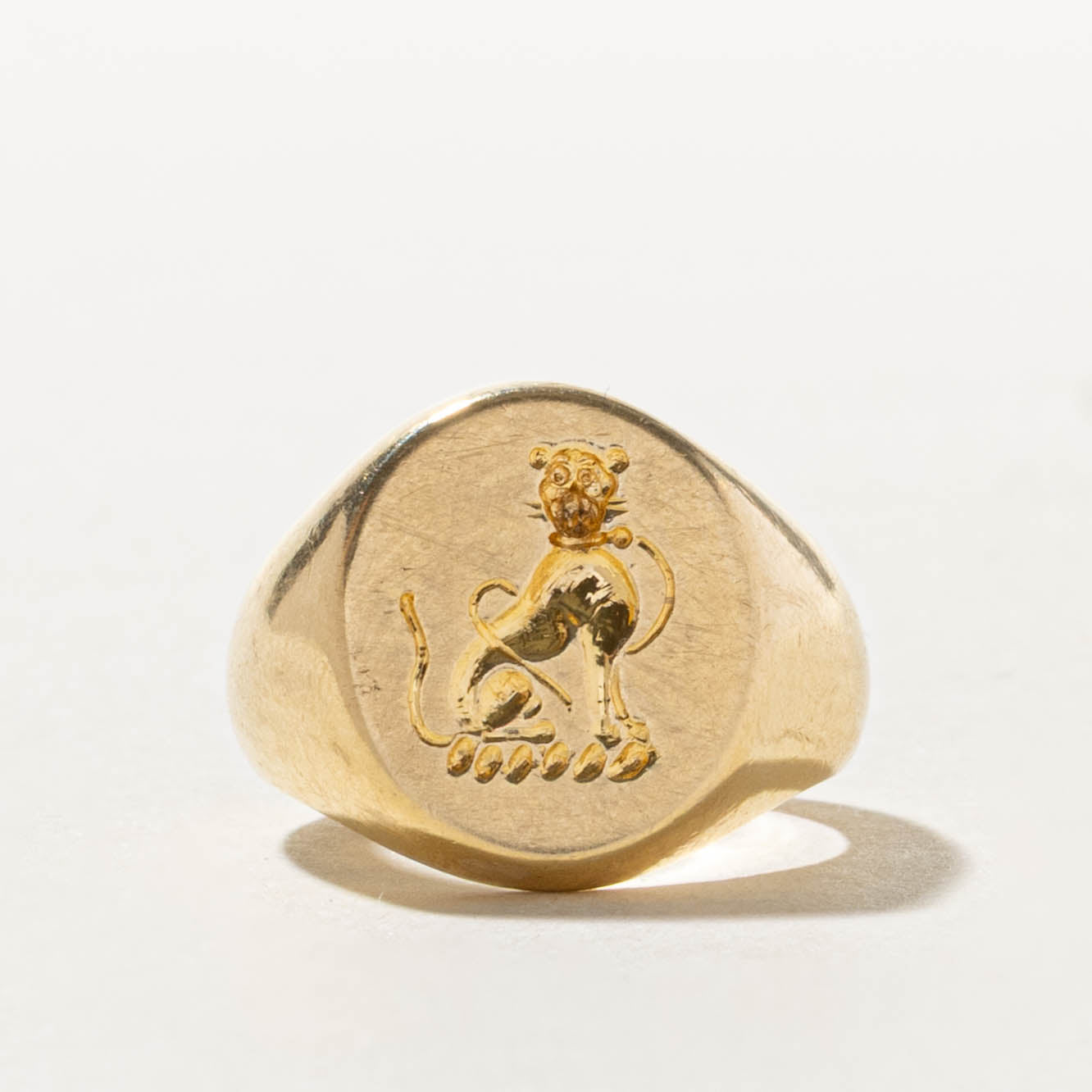 18k Lion Intaglio Signet Ring | SZ 4.25