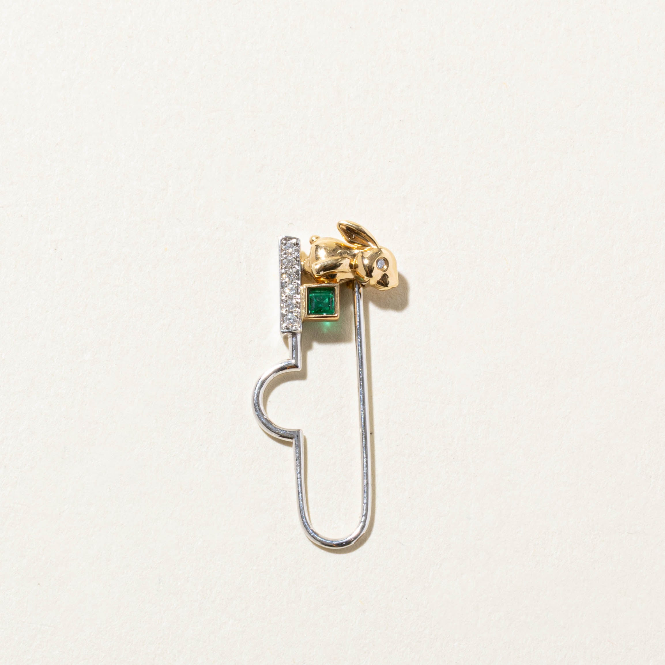 18k Emerald & Diamond Bunny Brooch Charm Holder | 0.047ct, 0.03ctw