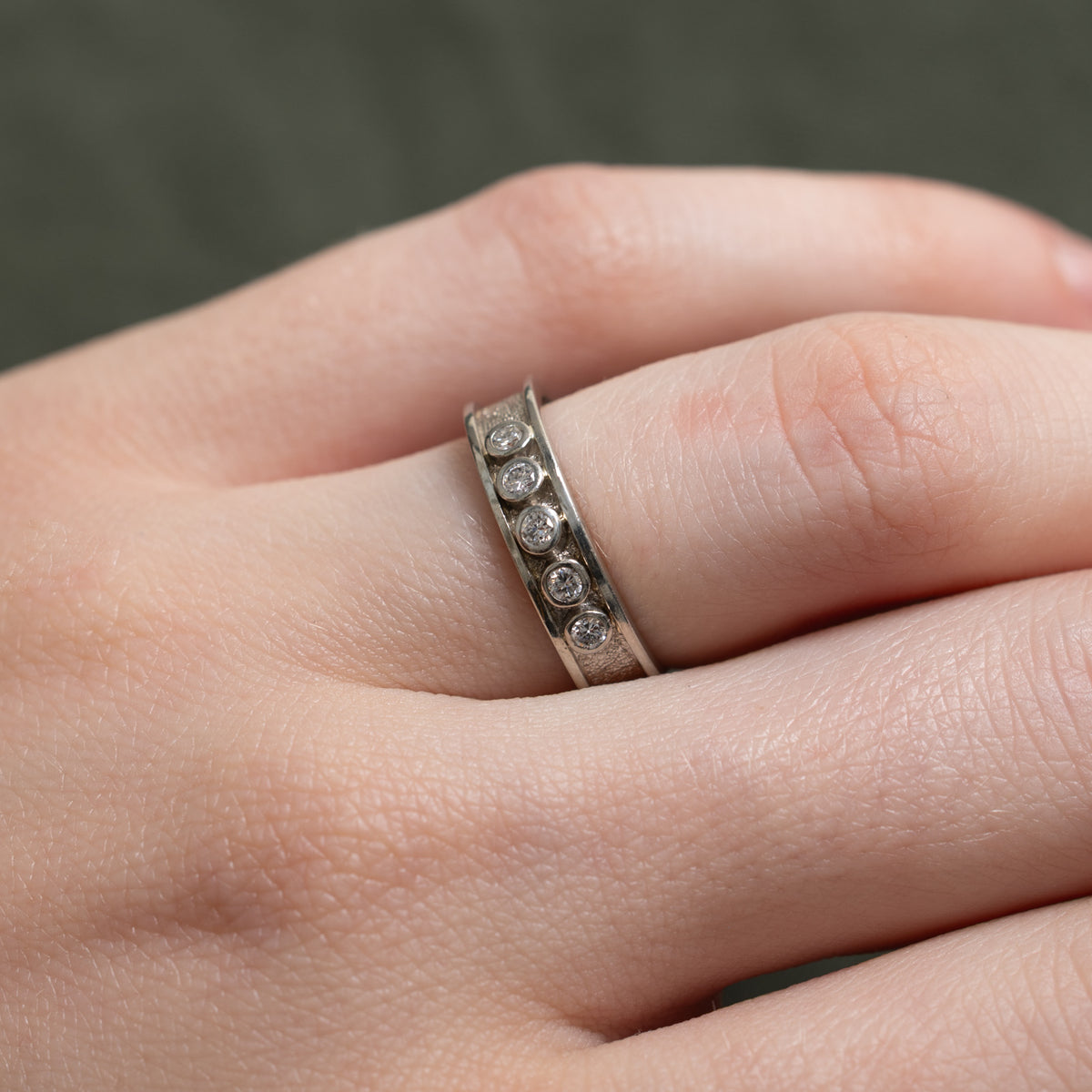 'Cavelti' Five Stone Diamond Textured Band | 0.10ctw | 4.35mm | SZ 5