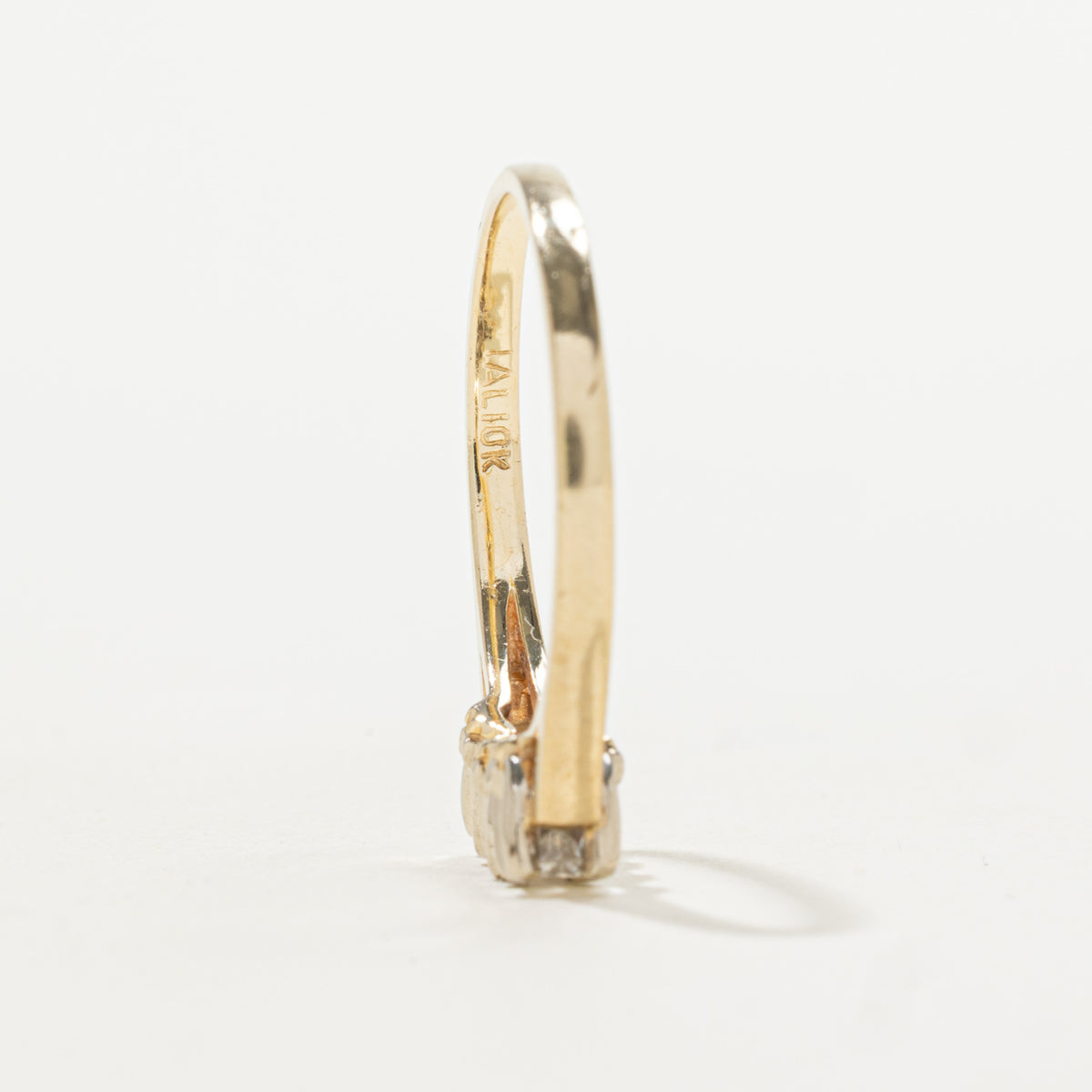 10k Three Stone Diamond Textured Ring | 0.24ctw | SZ 8.25