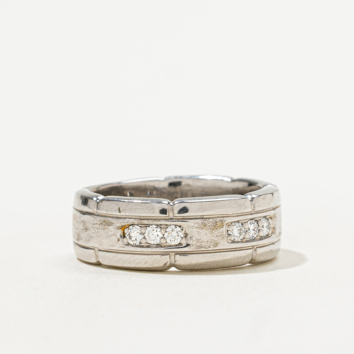 14k Scattered Semi Eternity Diamond Grooved Band | 0.27ctw | 7.85mm | SZ 8