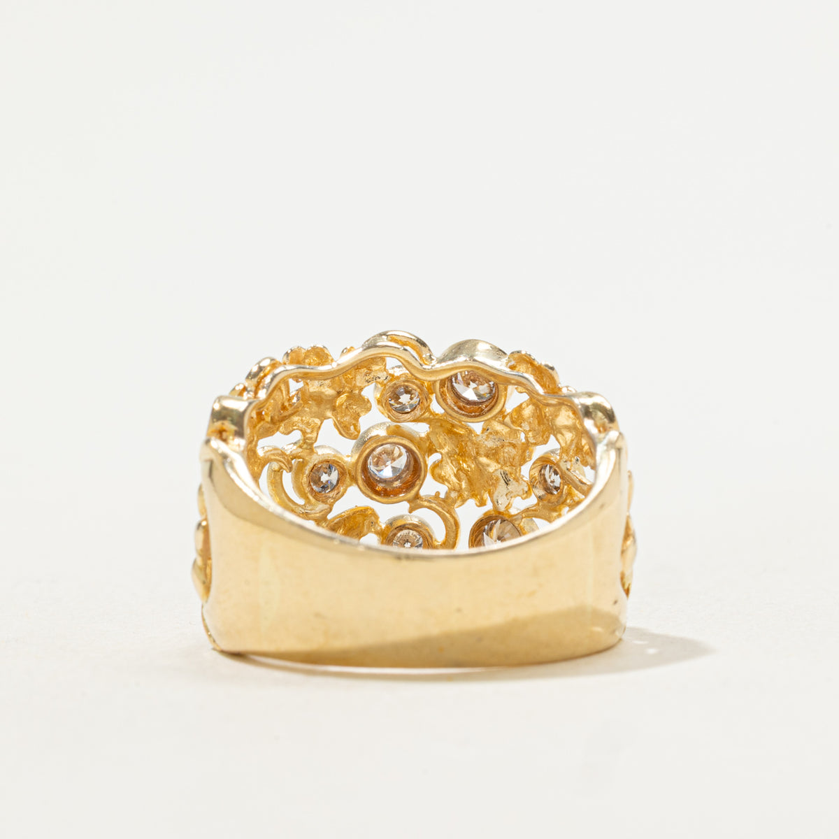 18k Scattered Diamond Openwork Floral Band | 0.45ctw | 14.50mm | SZ 6