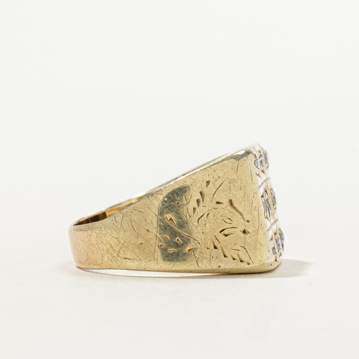 13k Diamond Grid Engraved Signet Ring | 0.18ctw | SZ 6.5