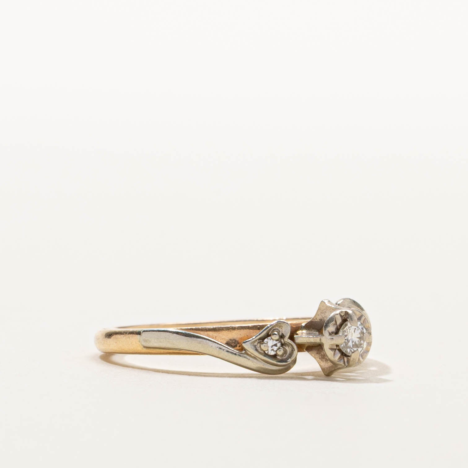 Vintage Canadian Illusion Set Diamond Ring | SZ 6