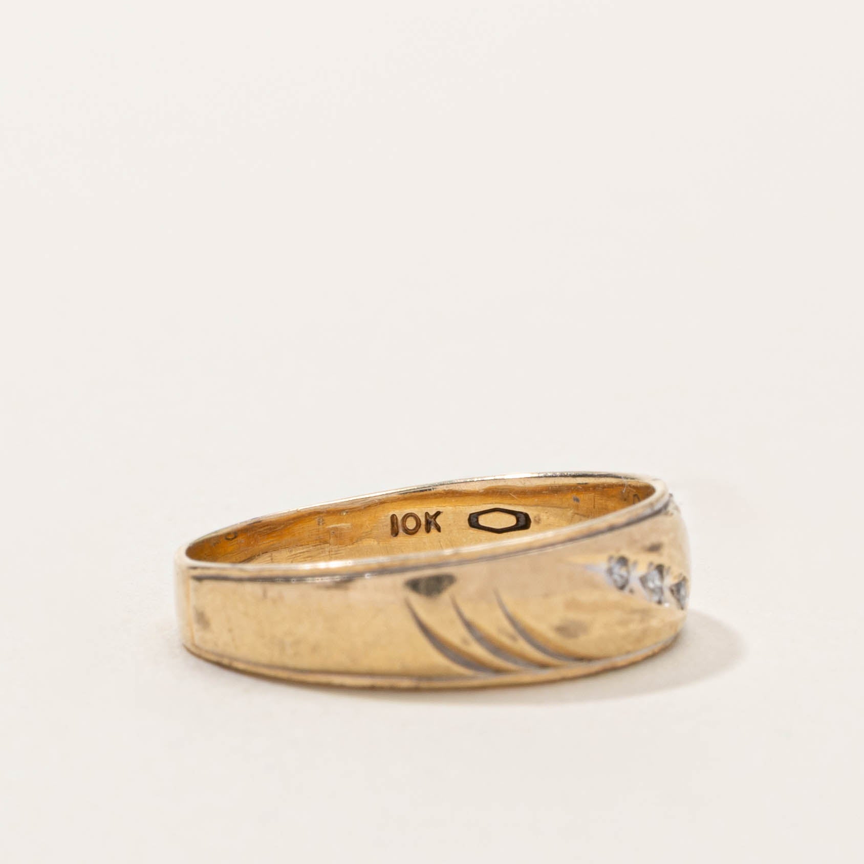 10k Diagonal Star Set Diamond Ring | SZ 5