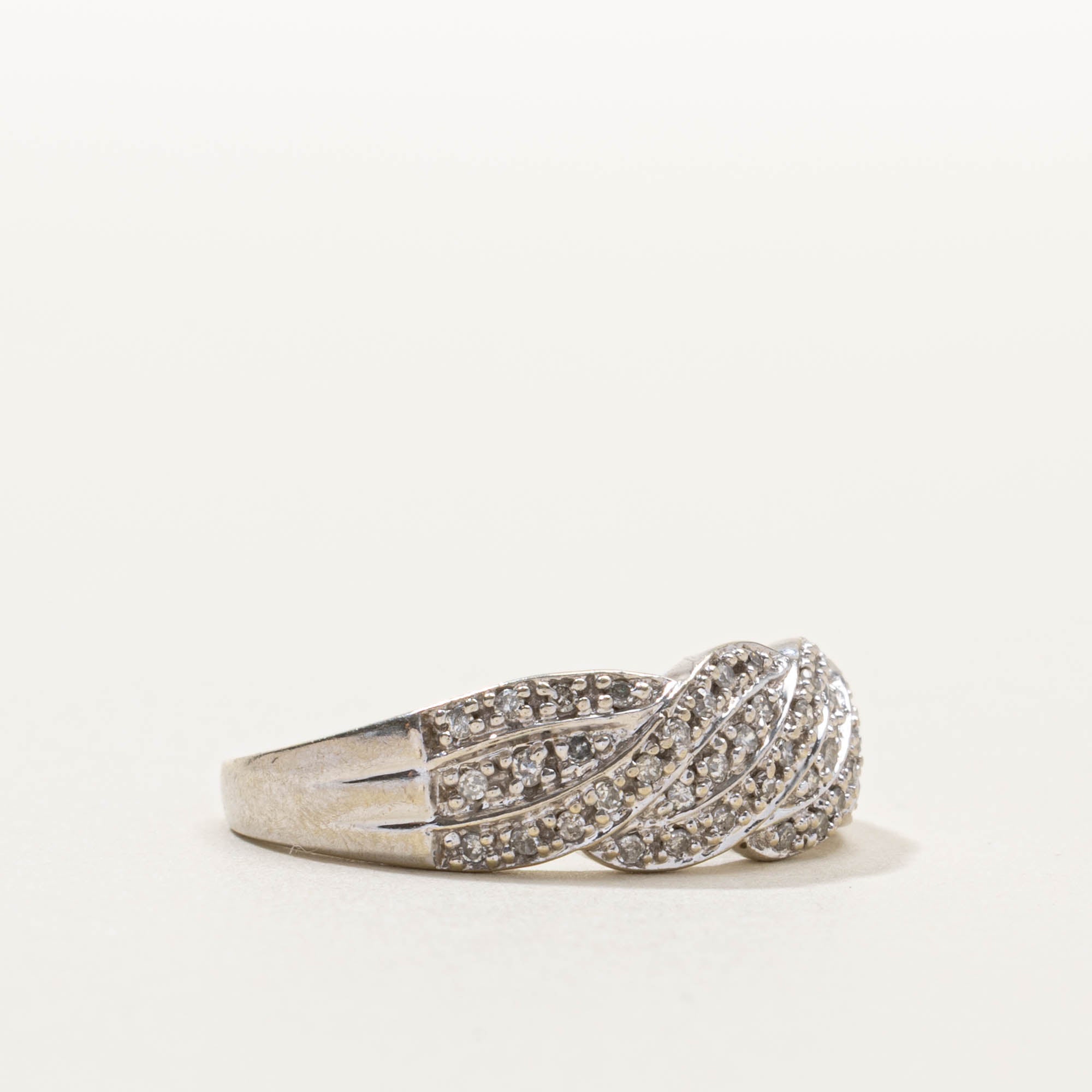 10k Pave Set Diamond Twisted Ring | SZ 7.5