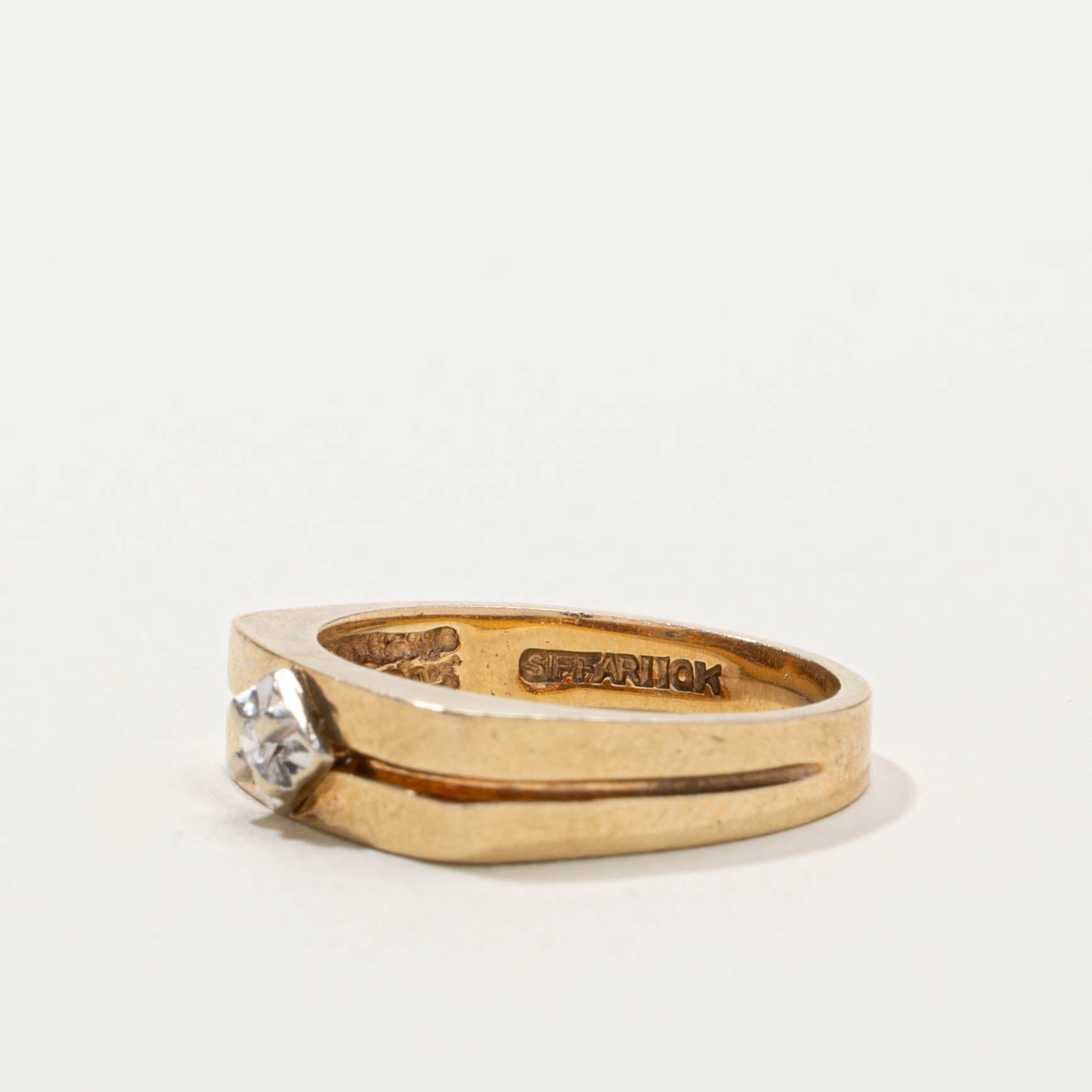 10k Illusion Set Diamond Grooved Band | 5mm | SZ 6.25