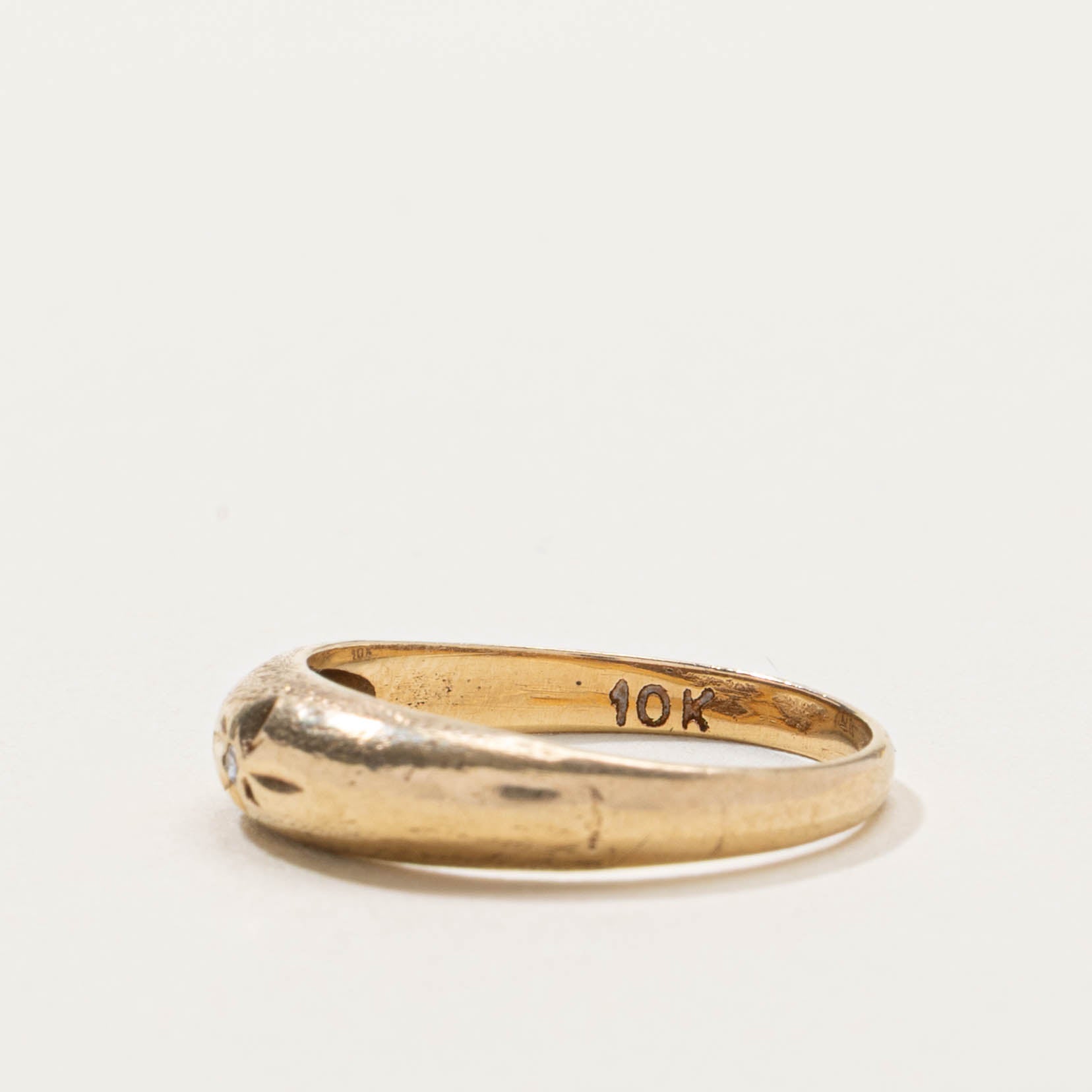 10k Star Set Diamond Dome Ring | SZ 5