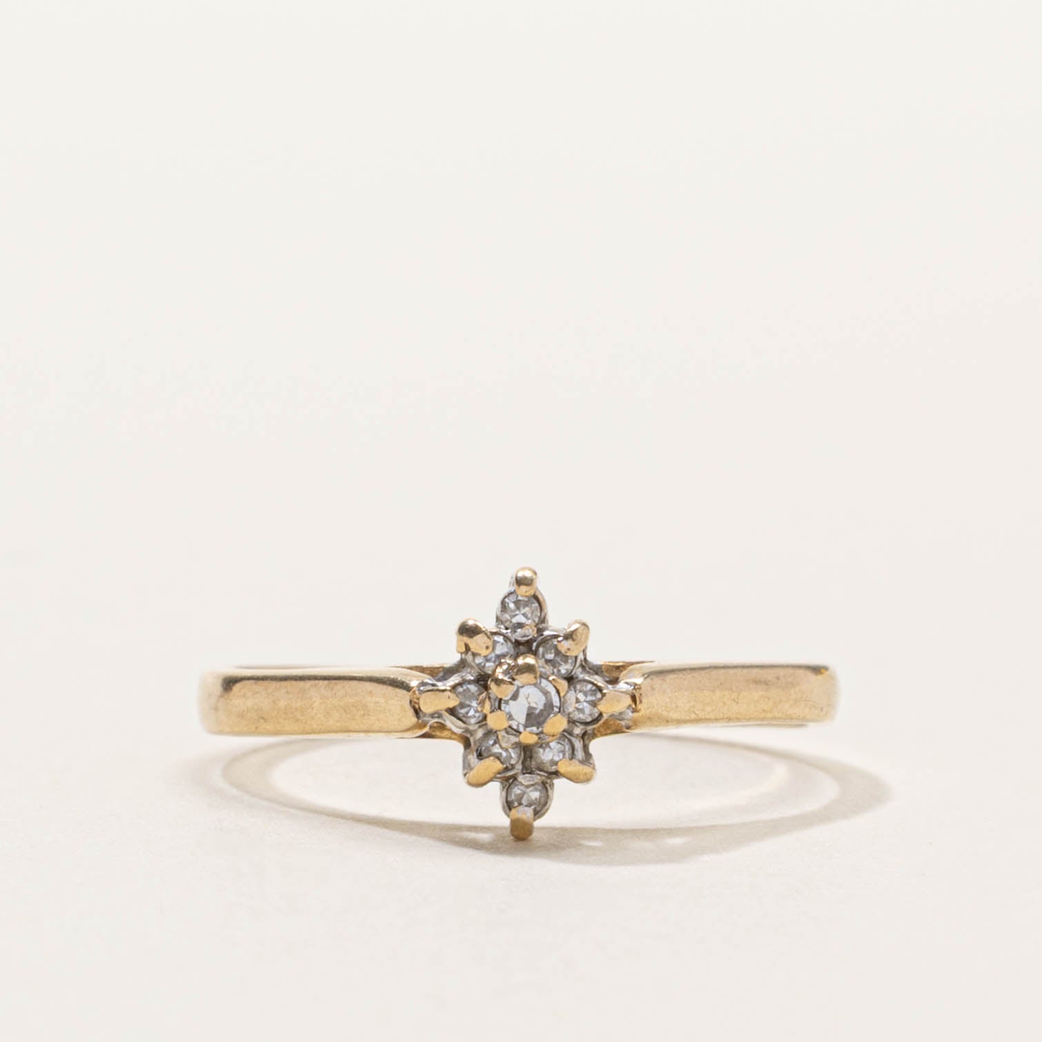 10k Diamond Petal Cluster Ring | SZ 6