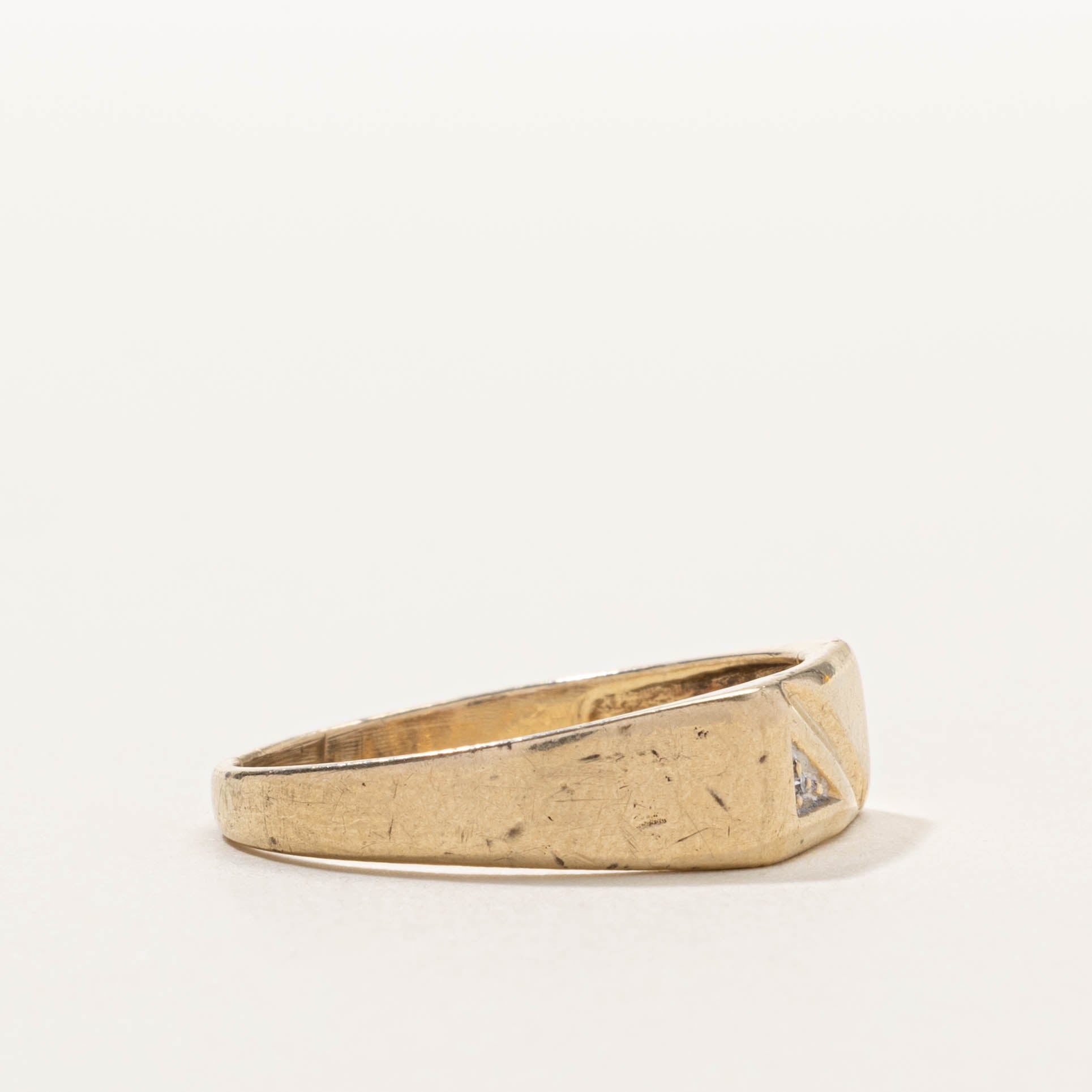 10k Diamond Diagonally Grooved Ring | SZ 9