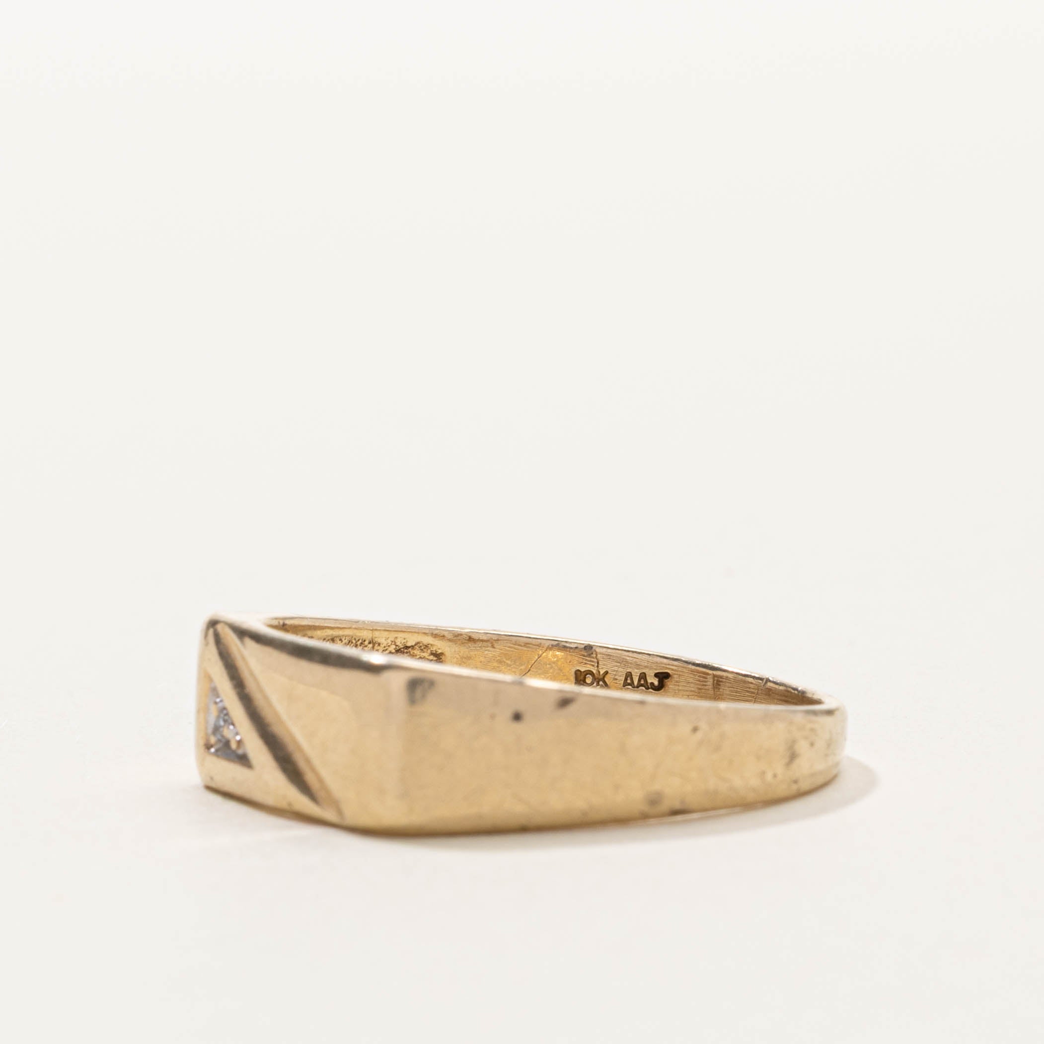 10k Diamond Diagonally Grooved Ring | SZ 9
